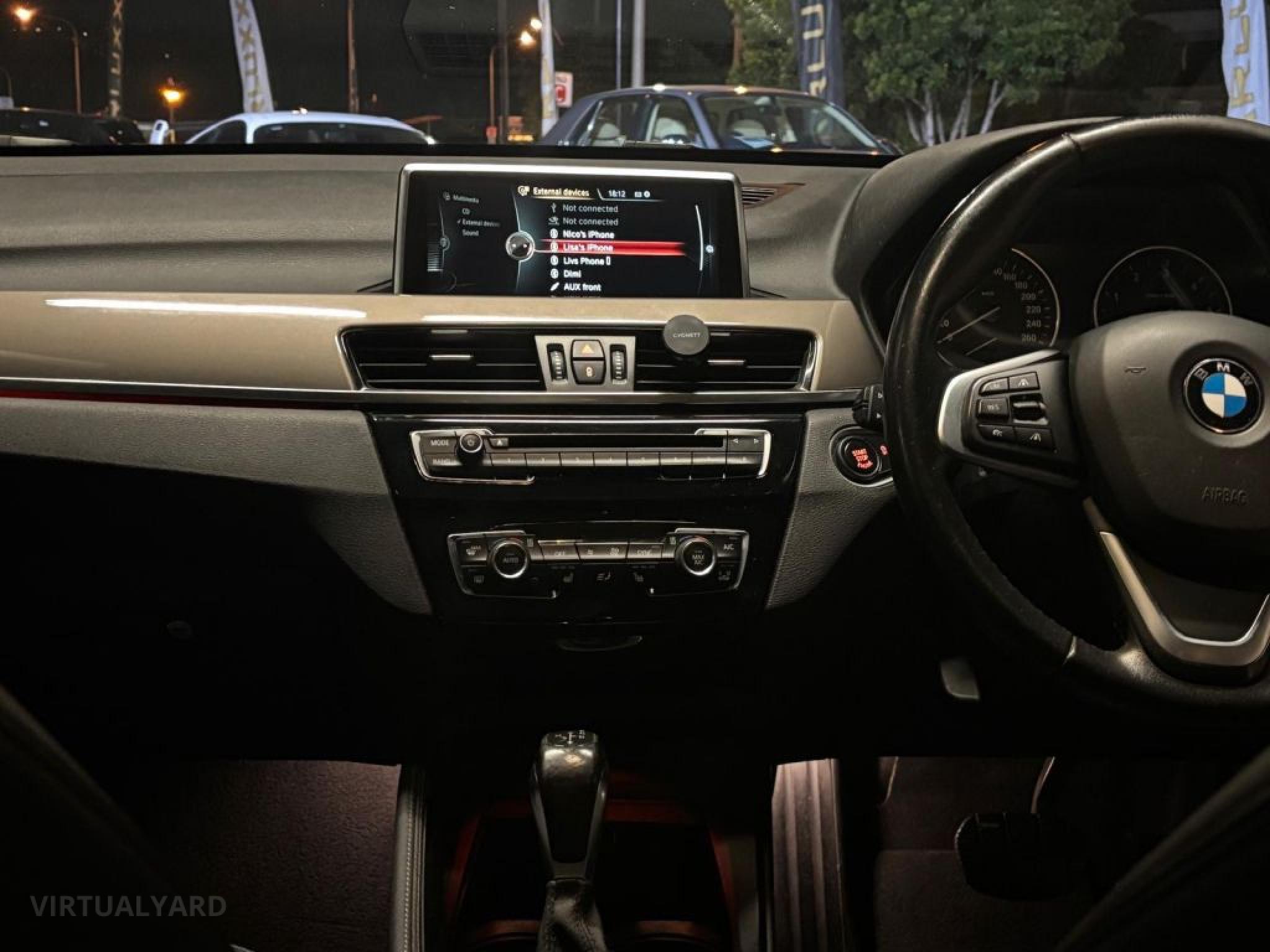 BMW X1