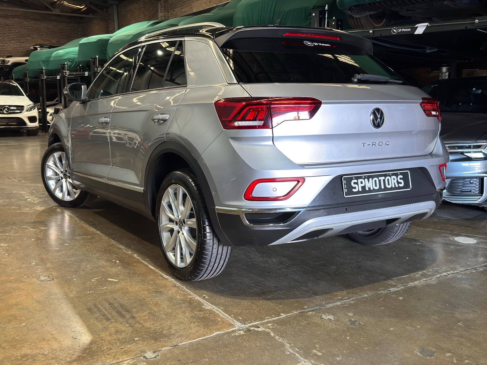 VOLKSWAGEN T-ROC