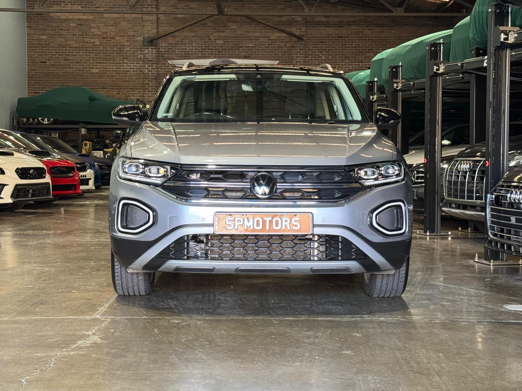 VOLKSWAGEN T-ROC