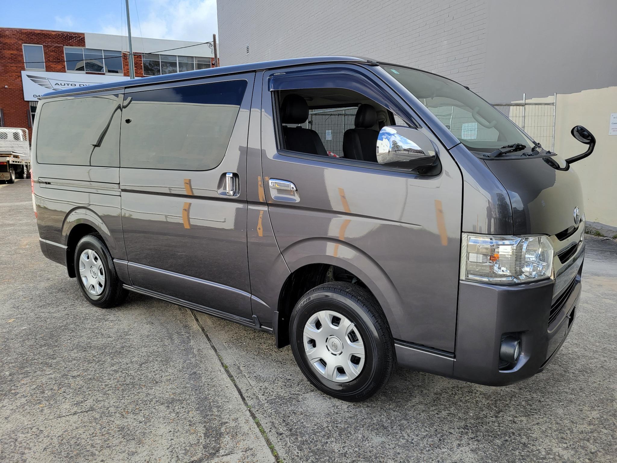 2017 TOYOTA HIACE SUPER GL 2017 Toyota Hiace 4WD - evsales.com