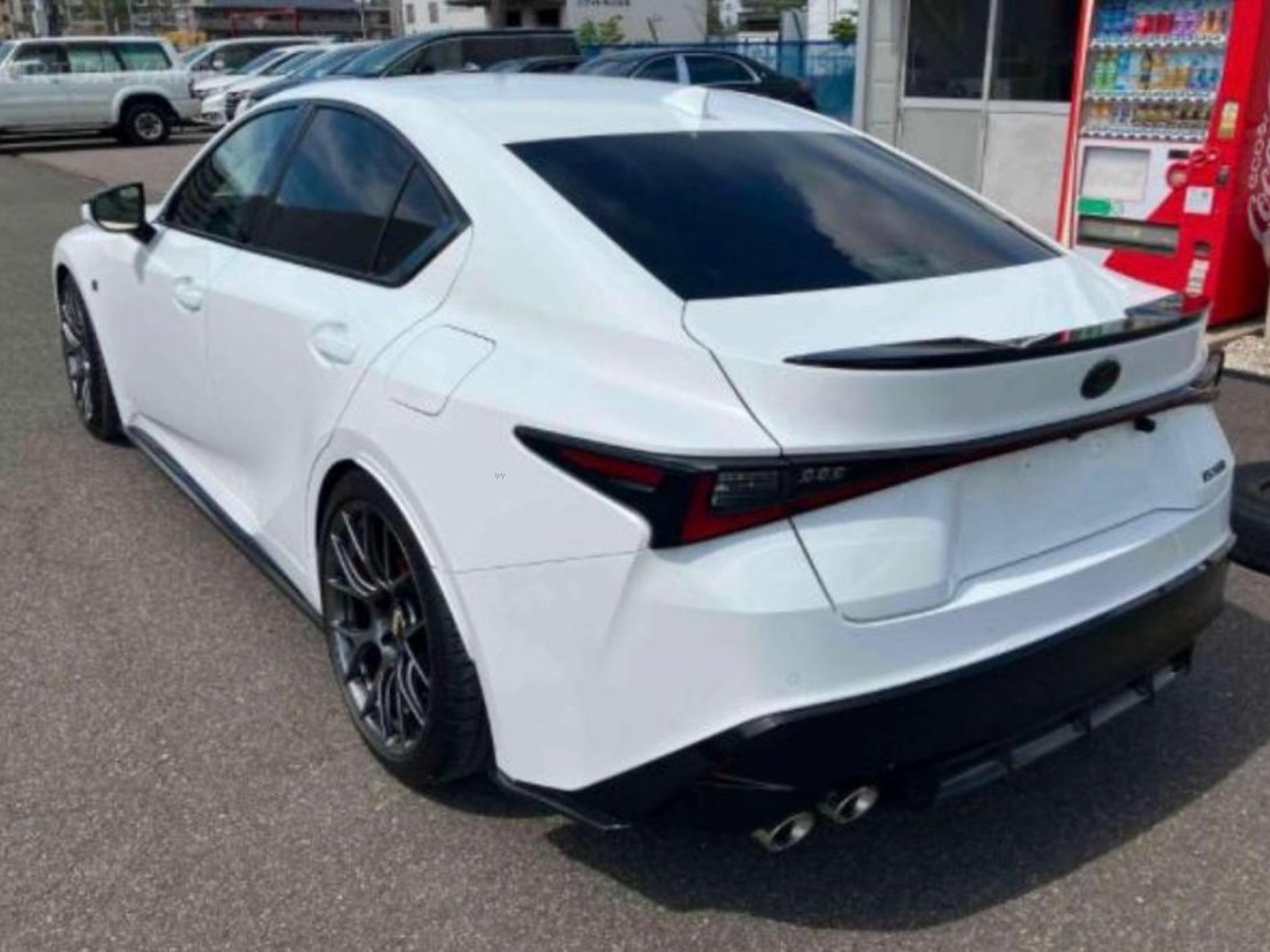 LEXUS IS500