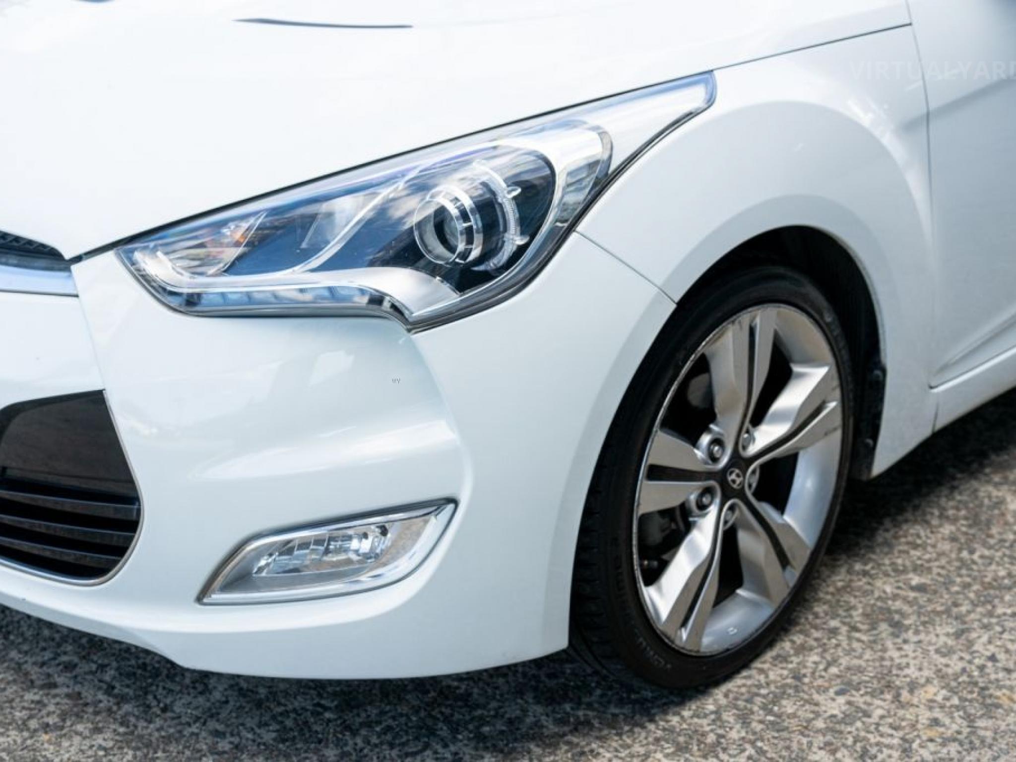 HYUNDAI VELOSTER