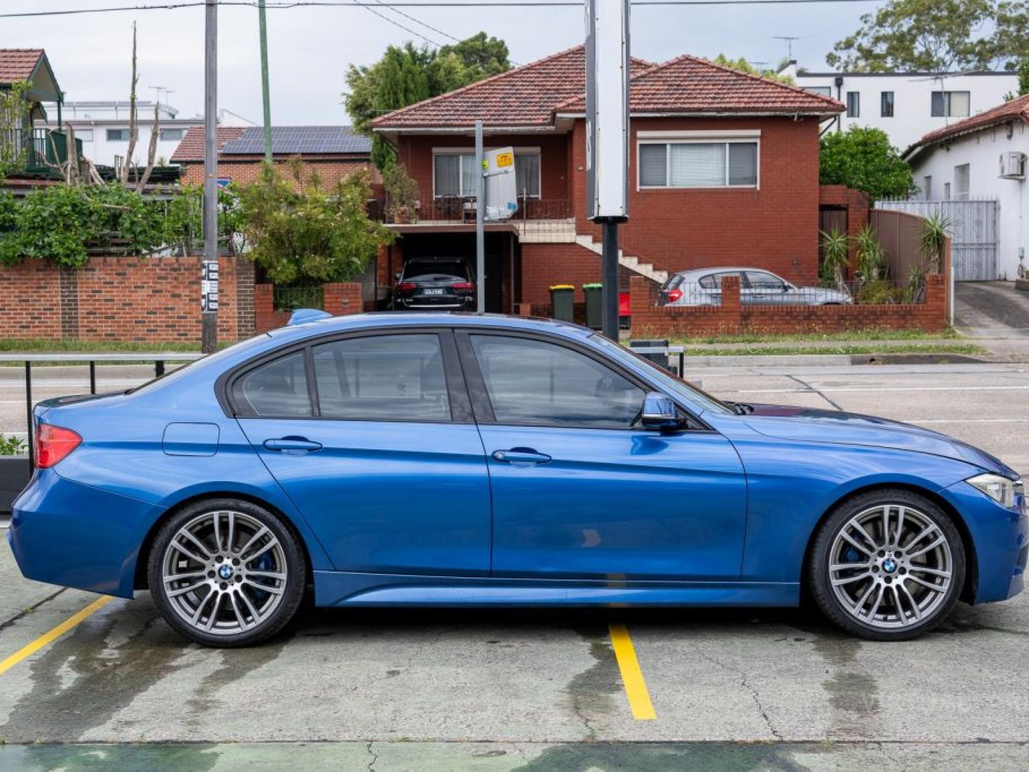 BMW 3