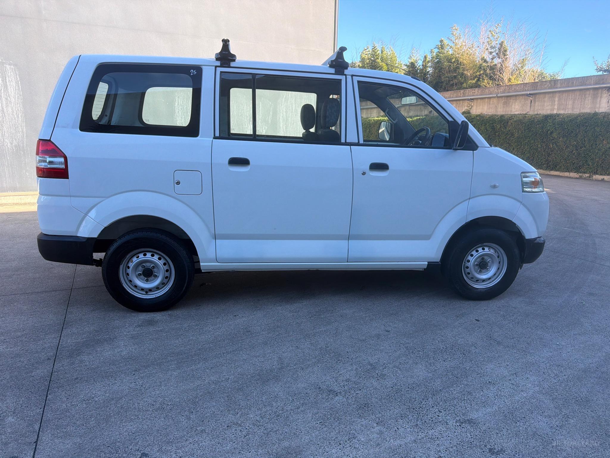 SUZUKI APV VAN 5DR MAN 5SP 785KG 1.6I image 2