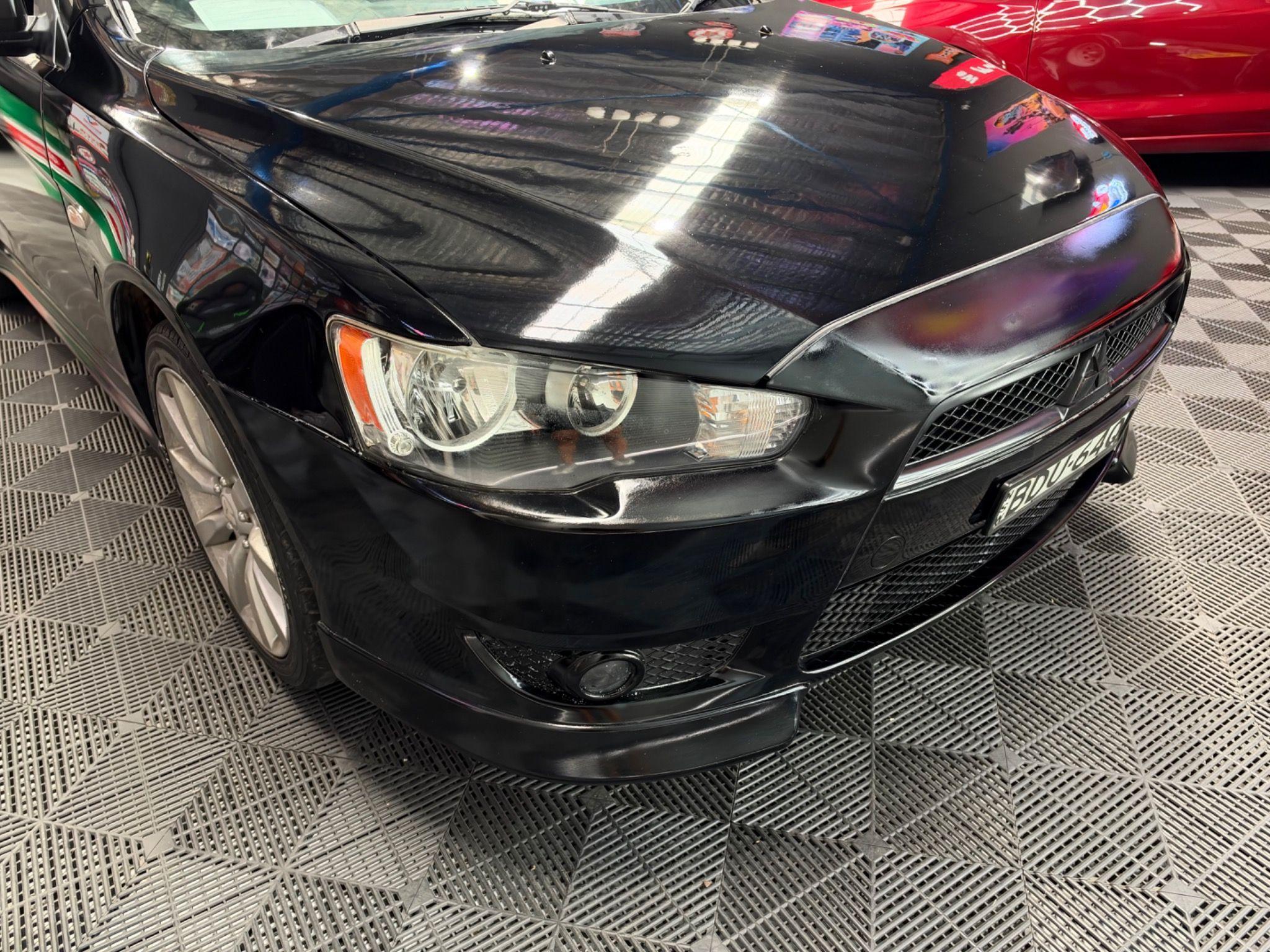 MITSUBISHI LANCER