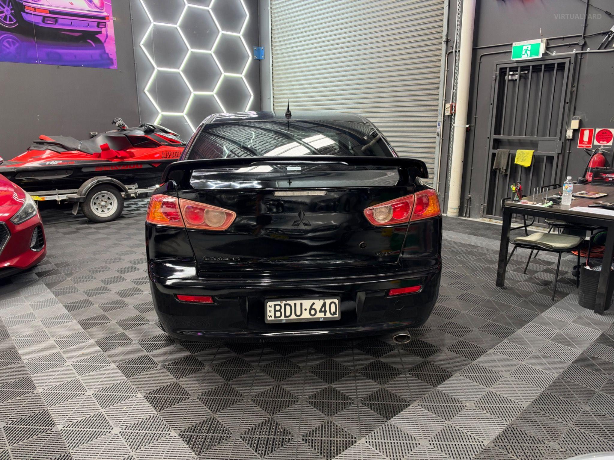 MITSUBISHI LANCER