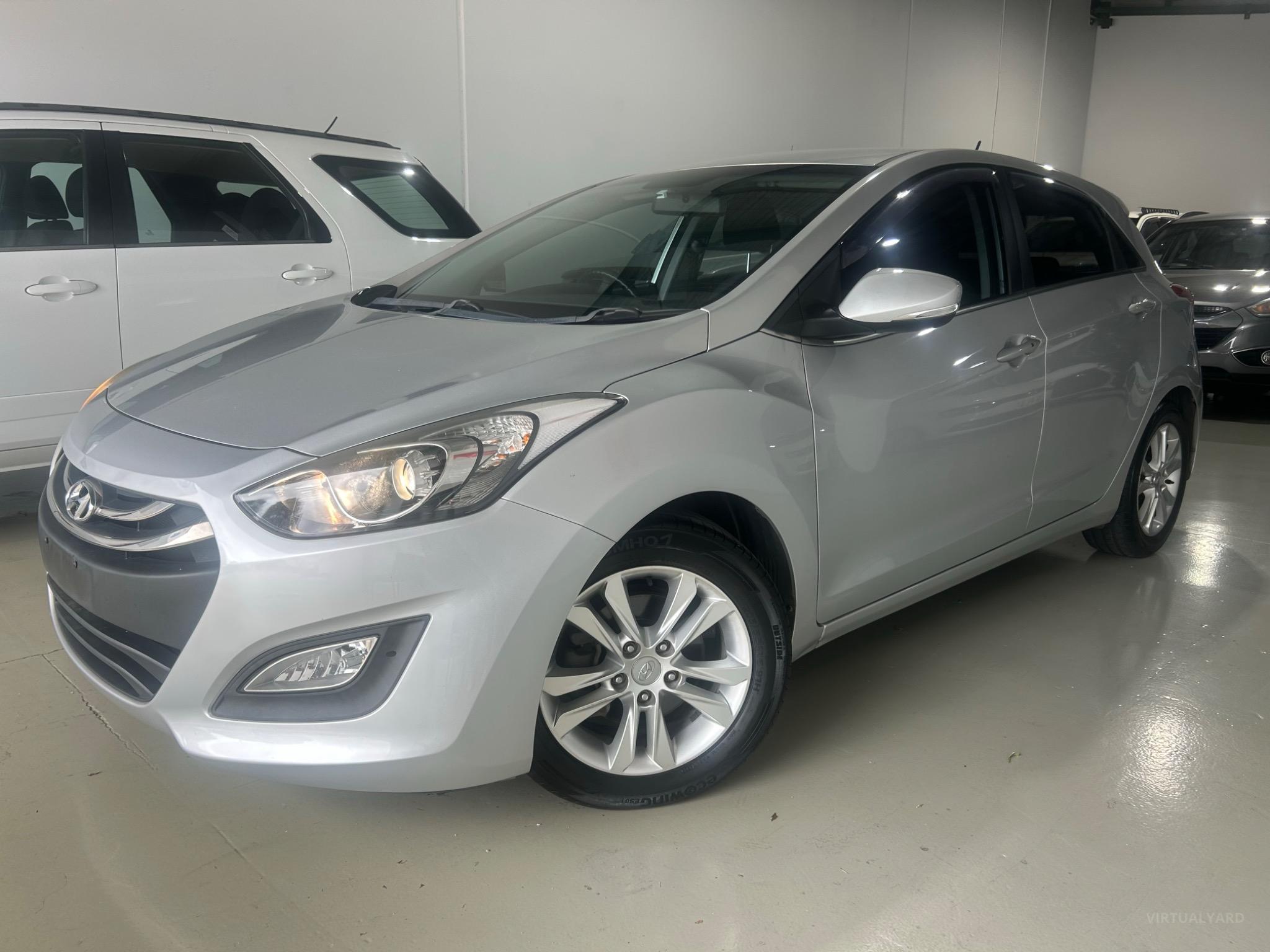HYUNDAI i30