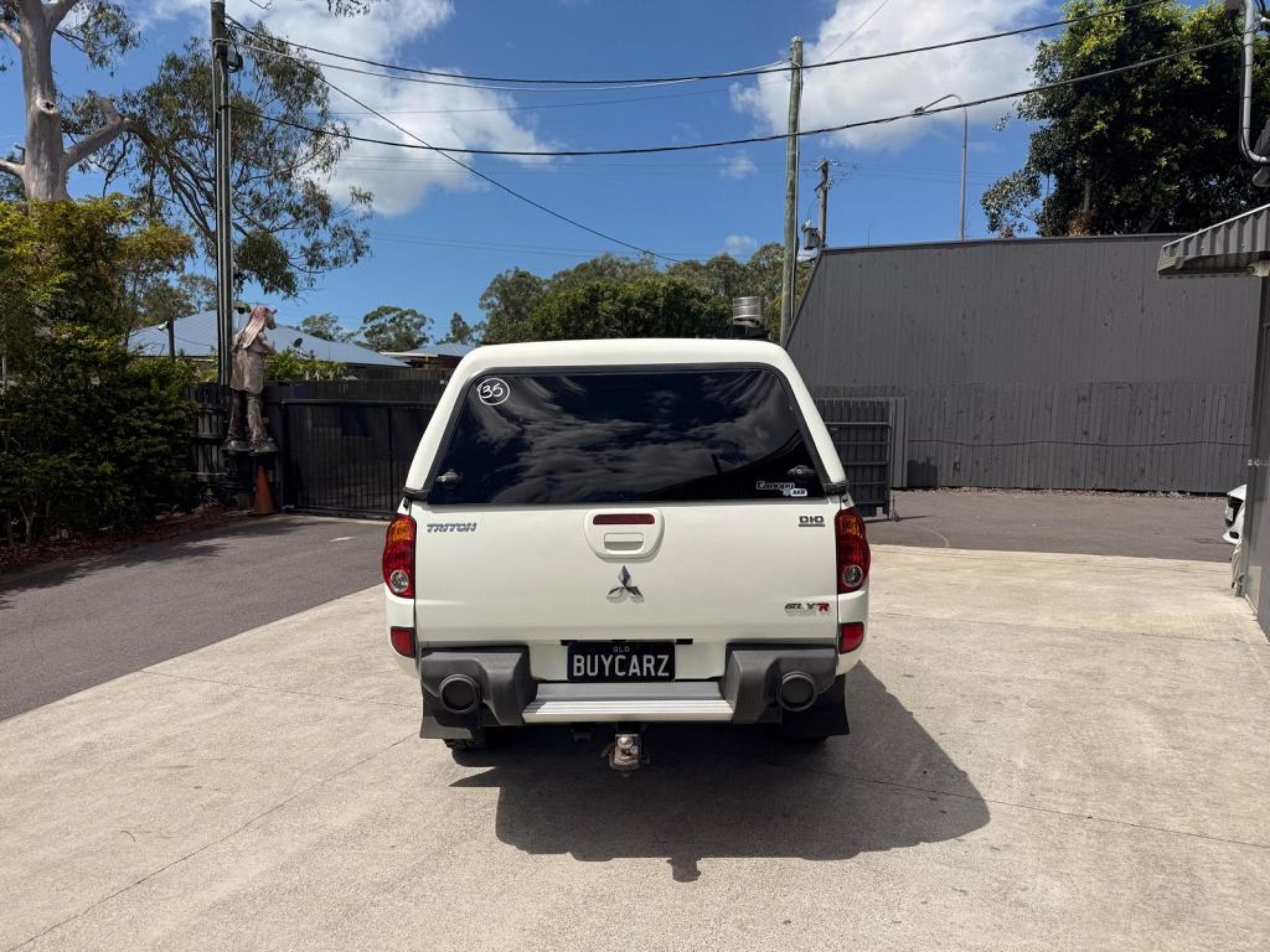 Mitsubishi Triton