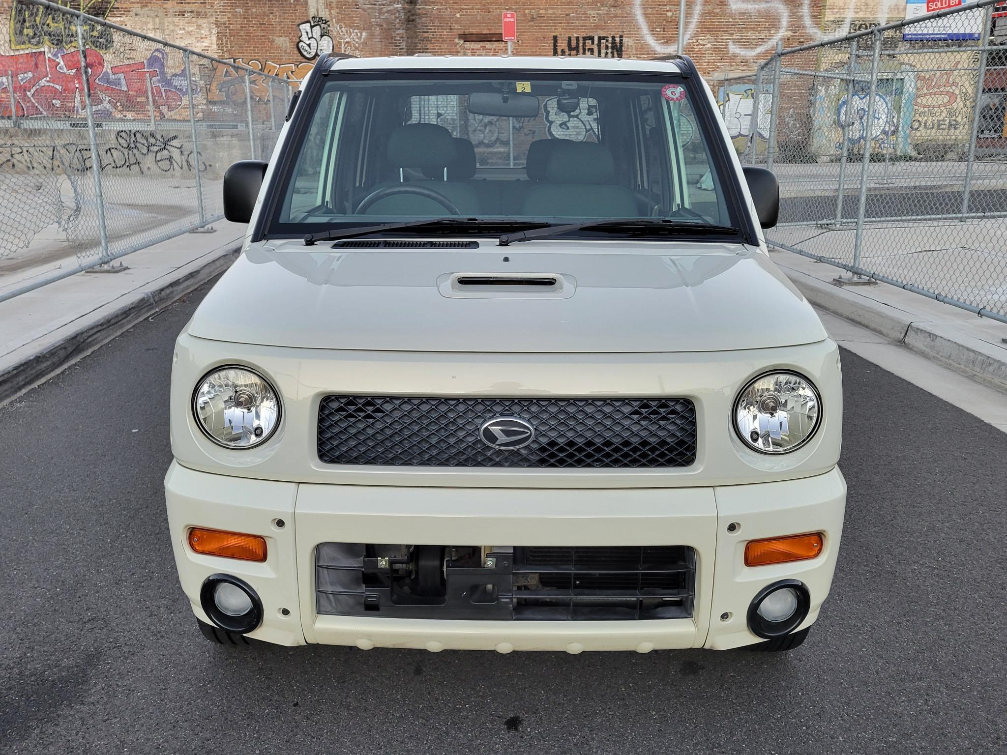 DAIHATSU NAKED