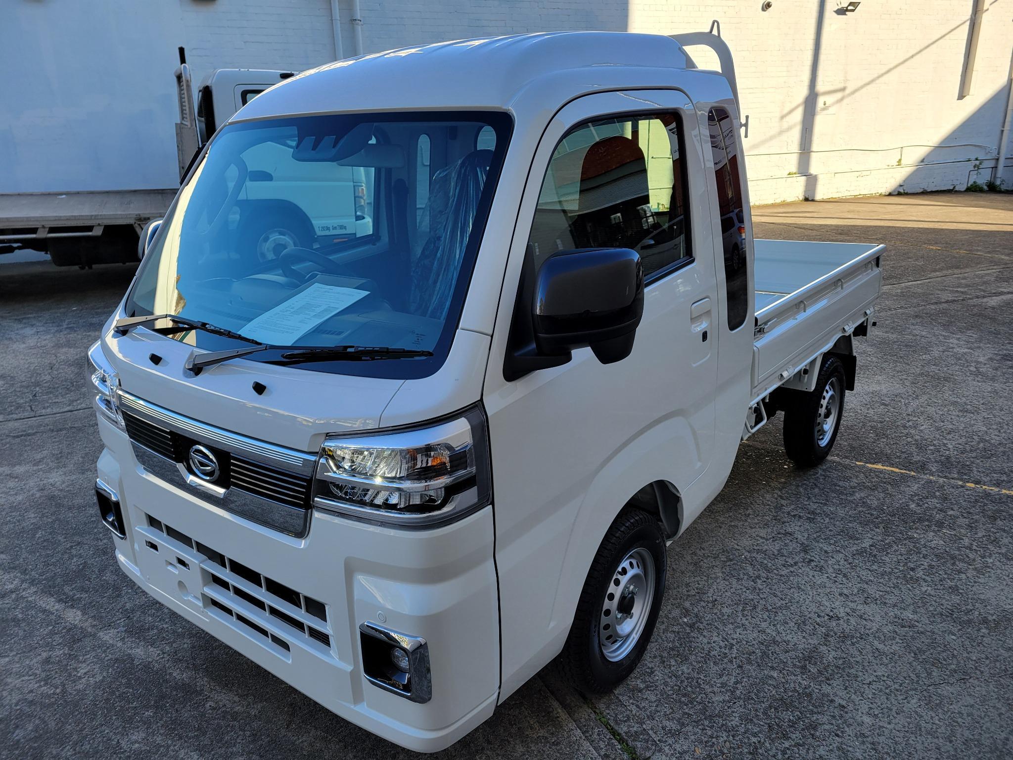 DAIHATSU HI-JET