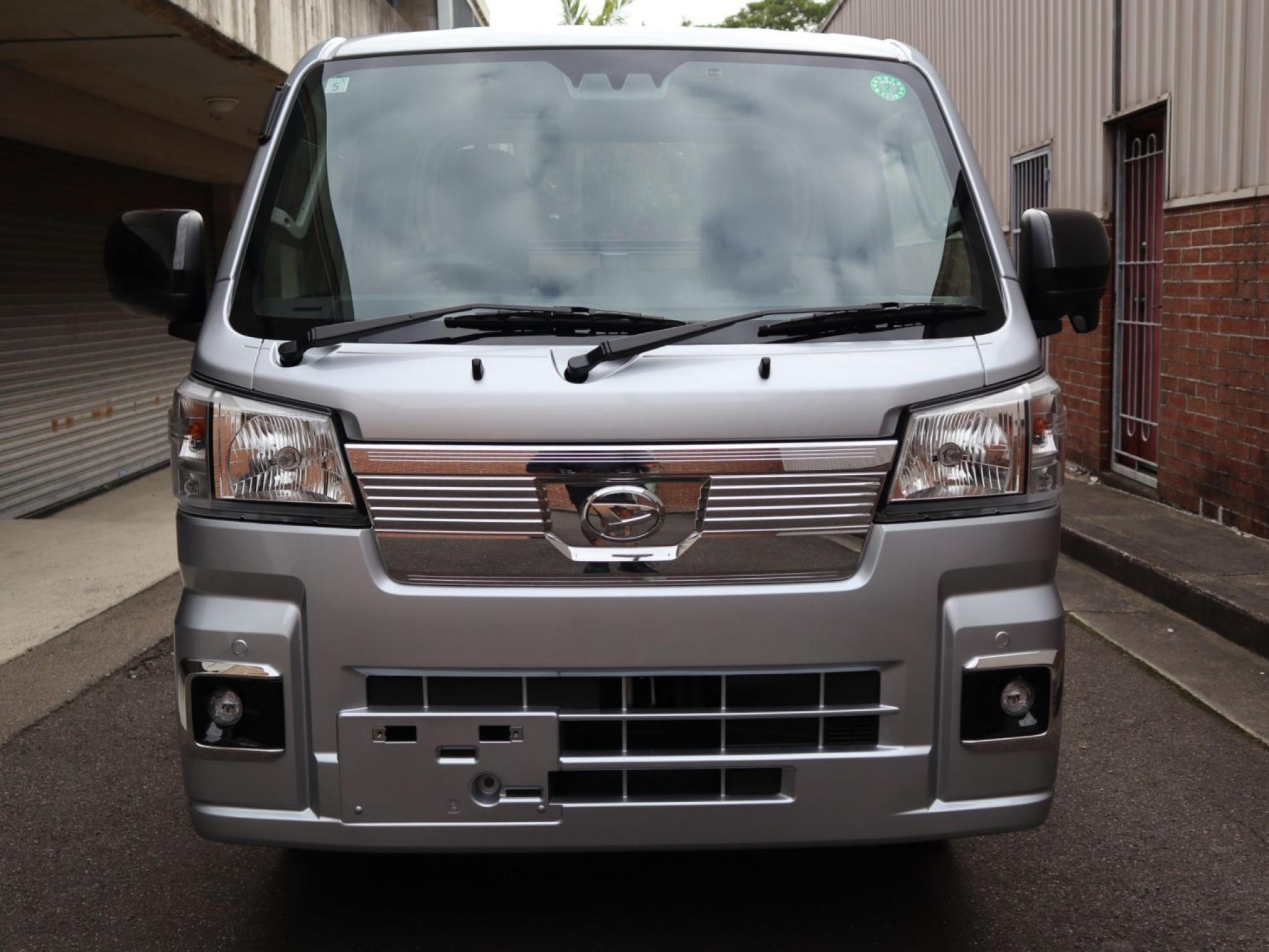 DAIHATSU HI-JET
