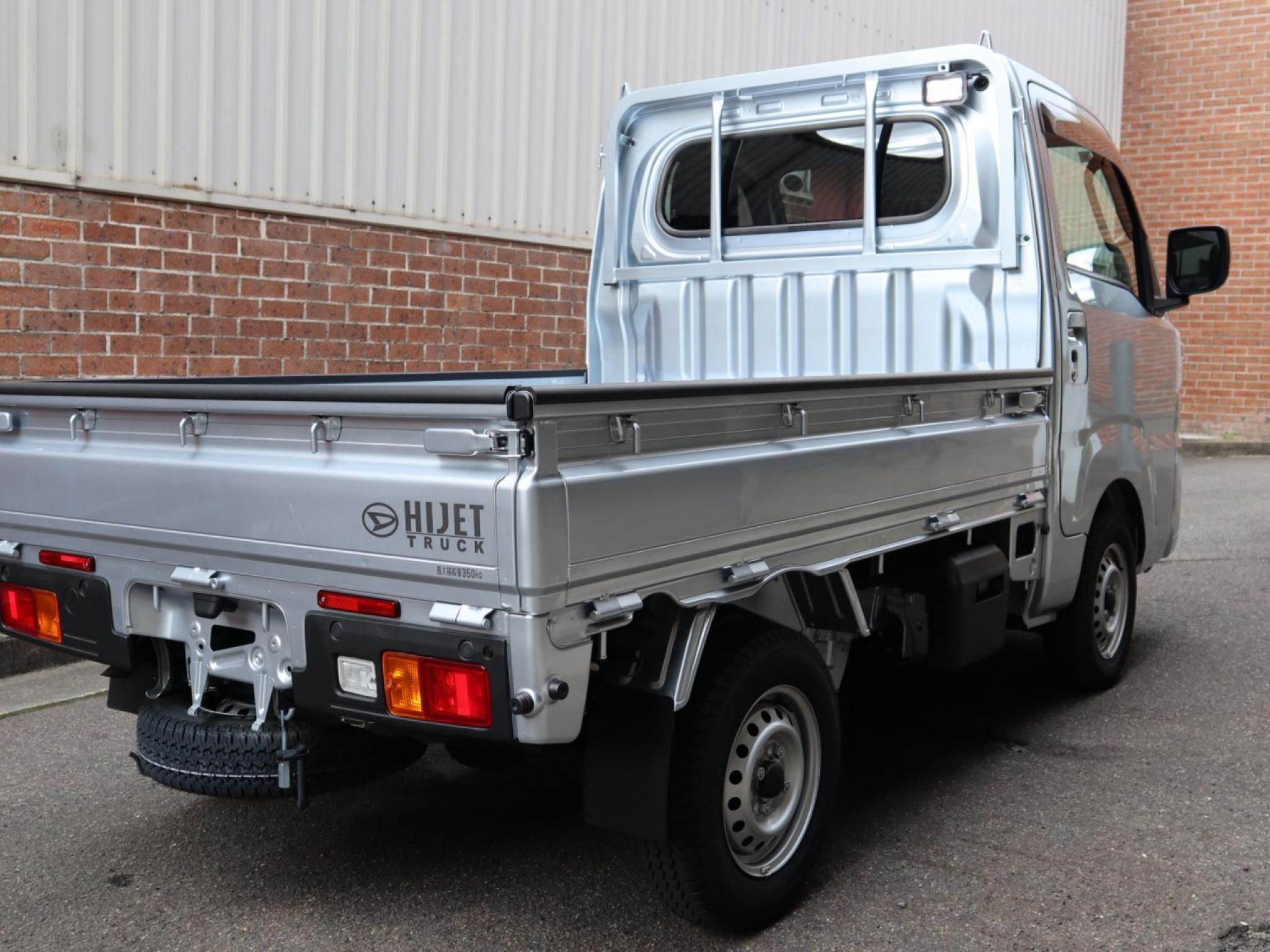 DAIHATSU HI-JET