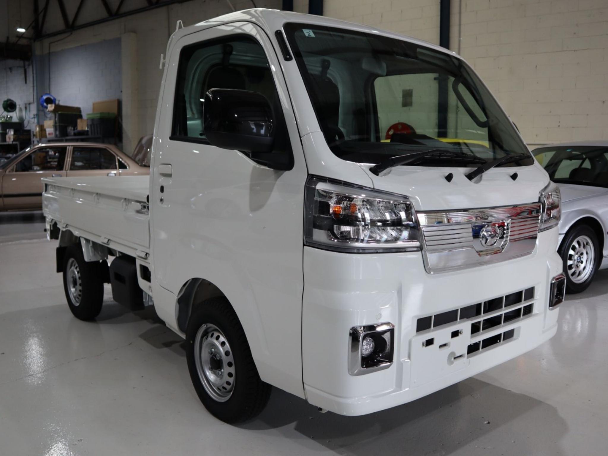 DAIHATSU HI-JET
