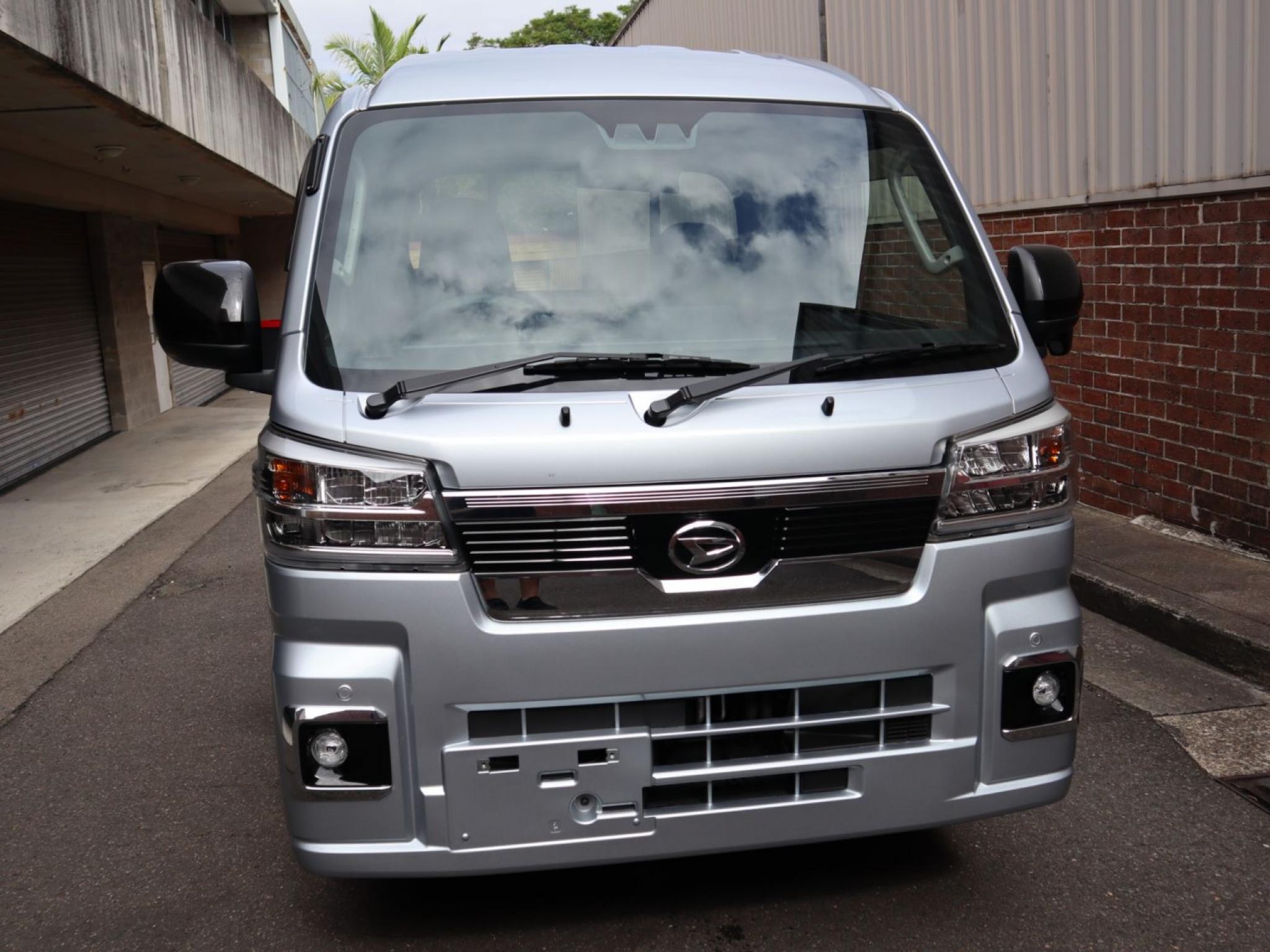 DAIHATSU HI-JET