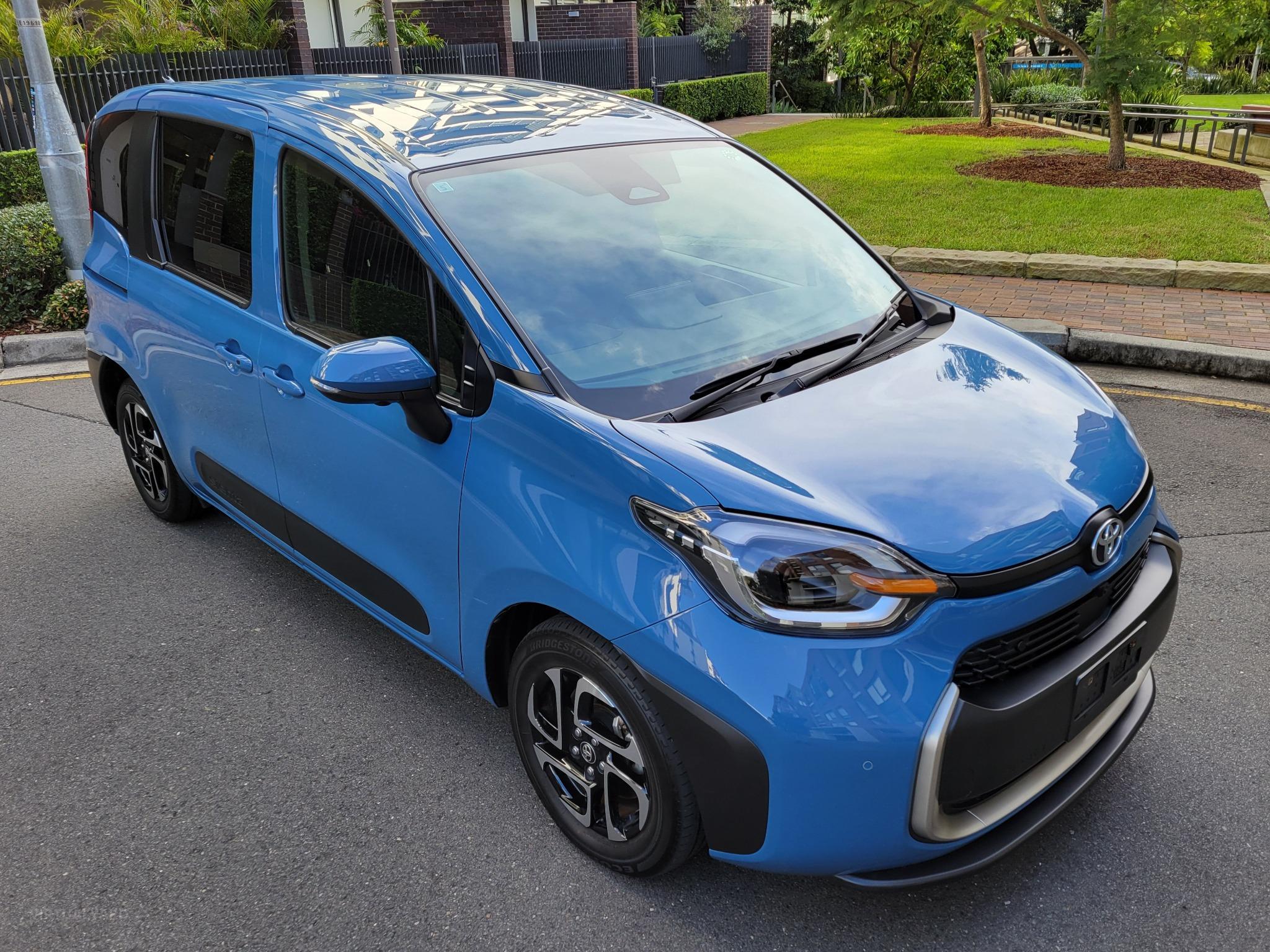 TOYOTA SIENTA