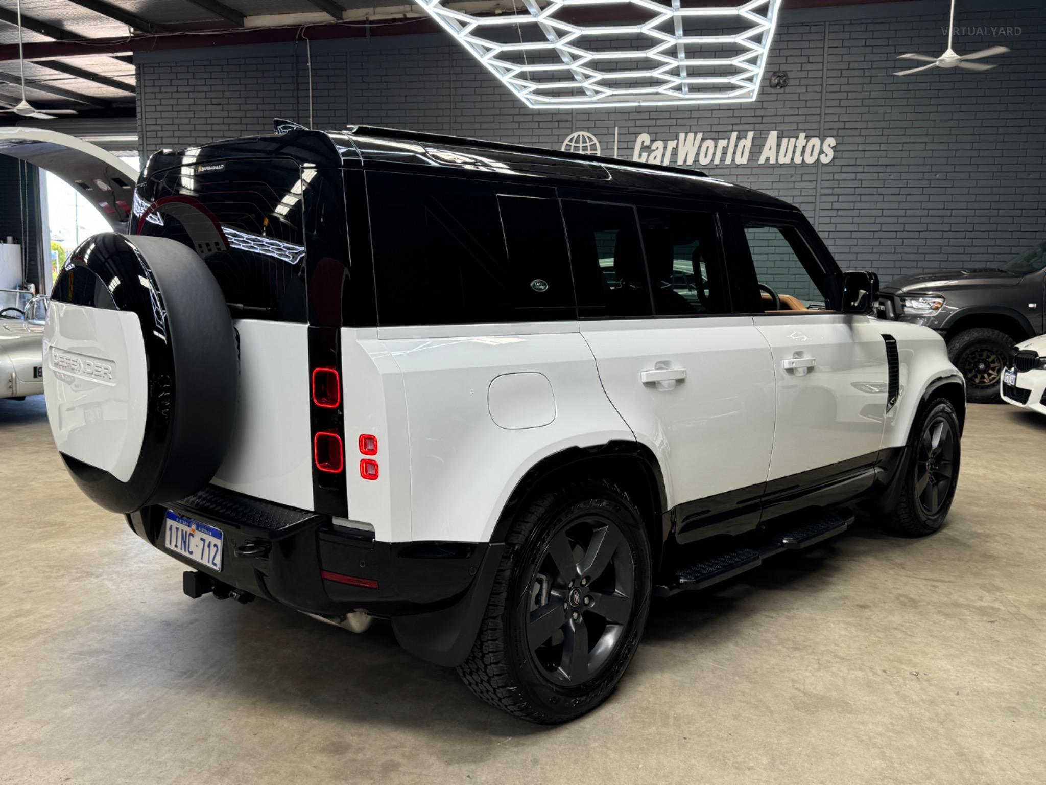LAND ROVER DEFENDER