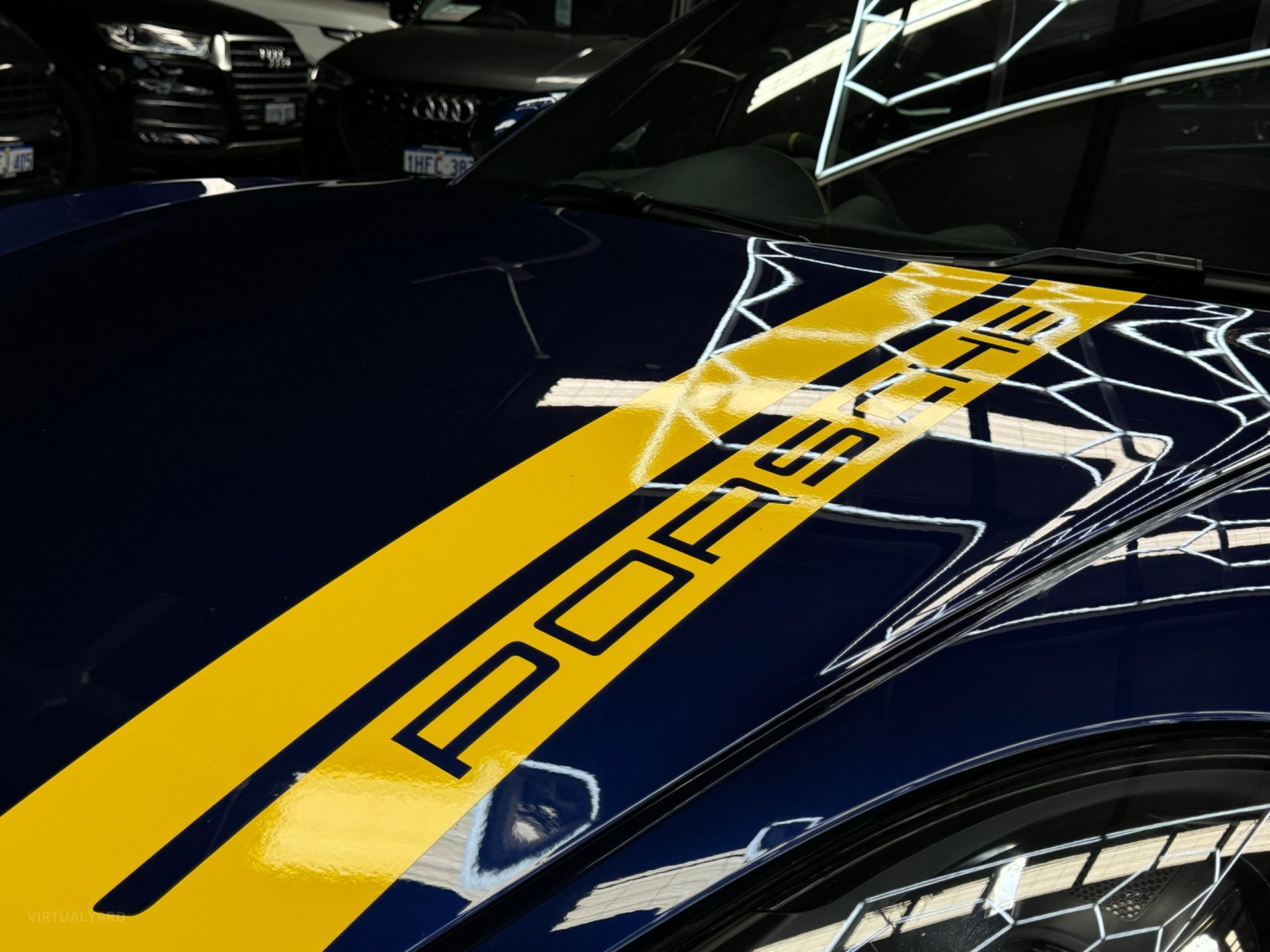 PORSCHE 718