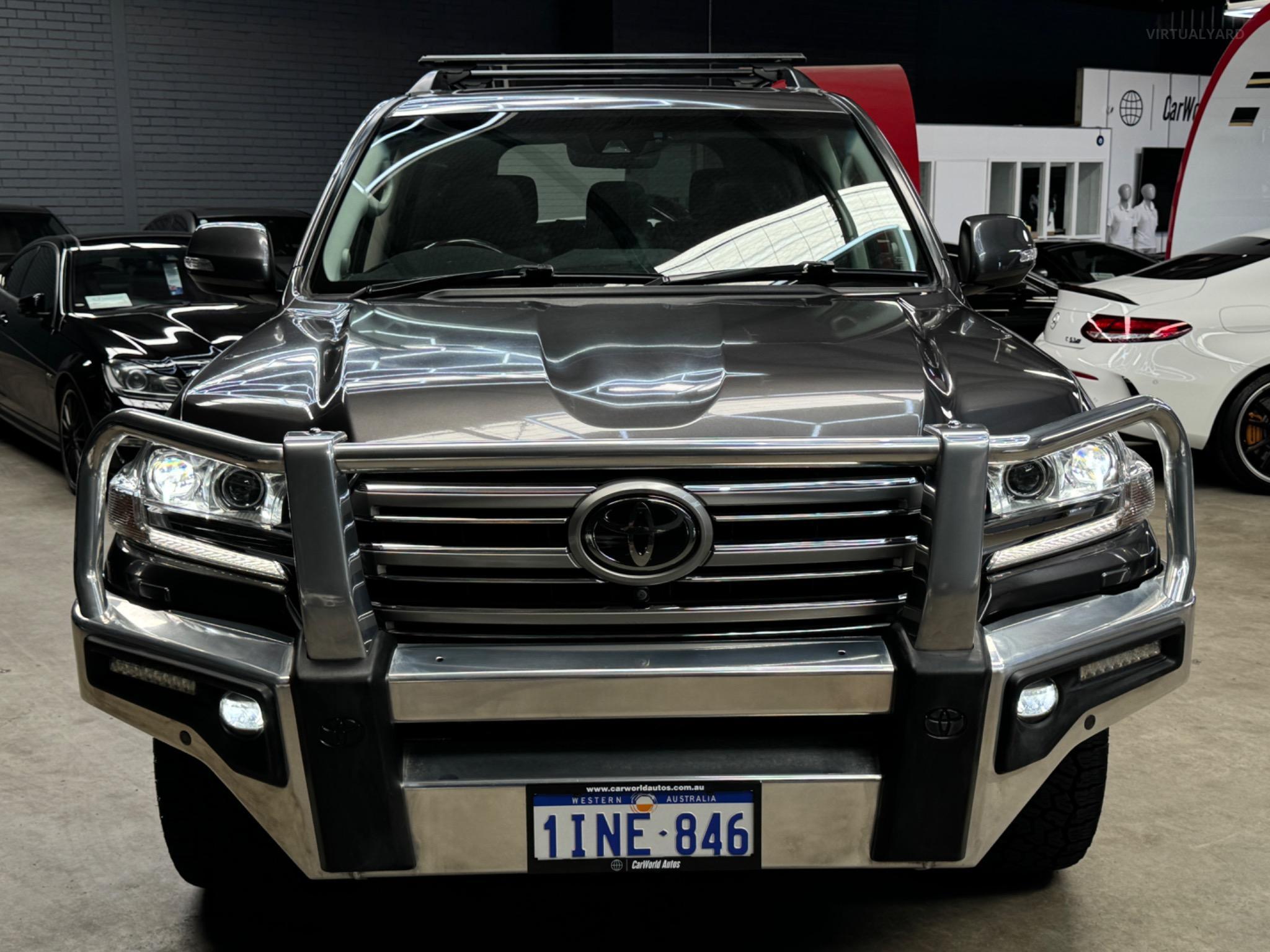 TOYOTA LANDCRUISER