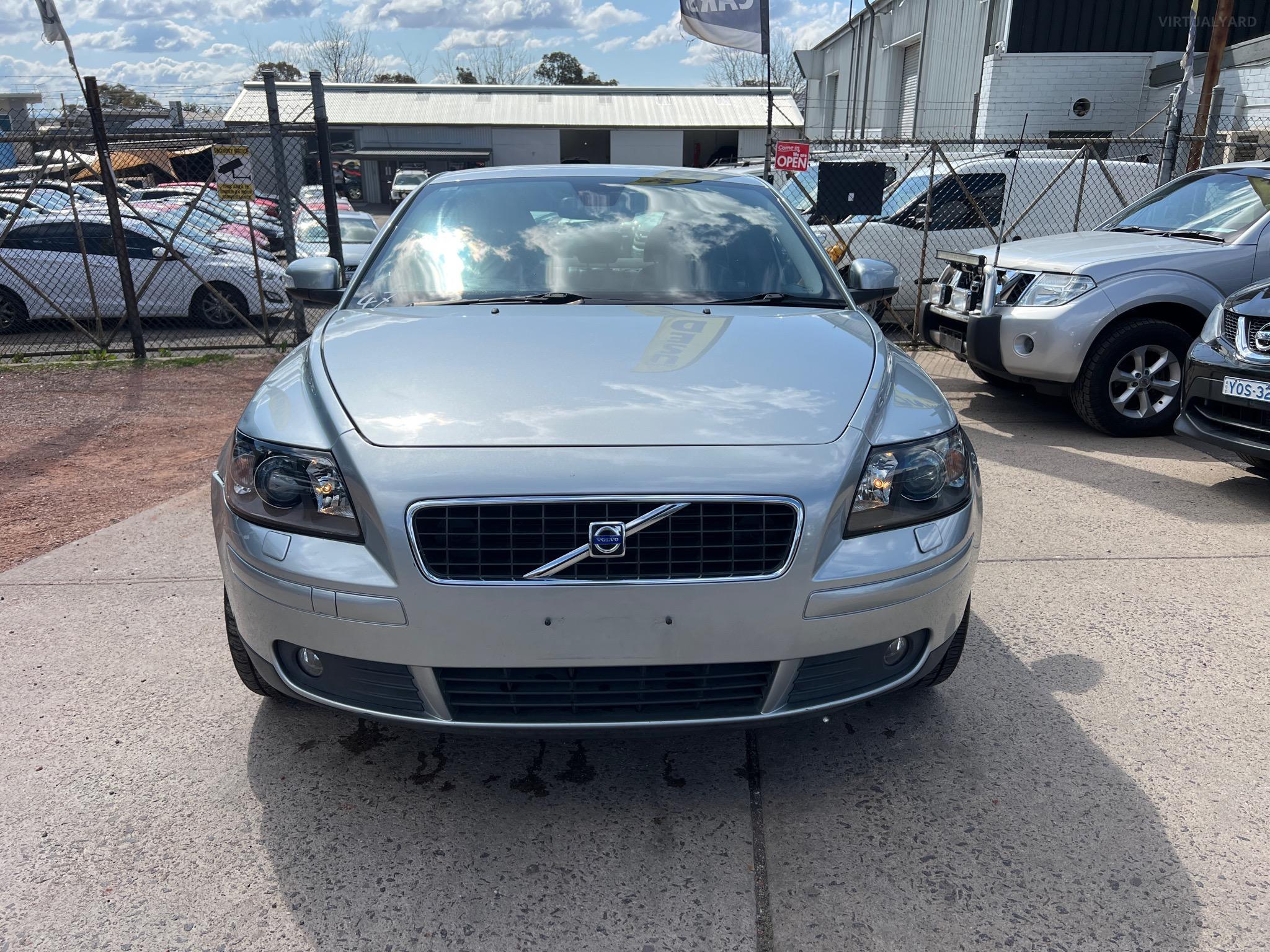 Volvo S40