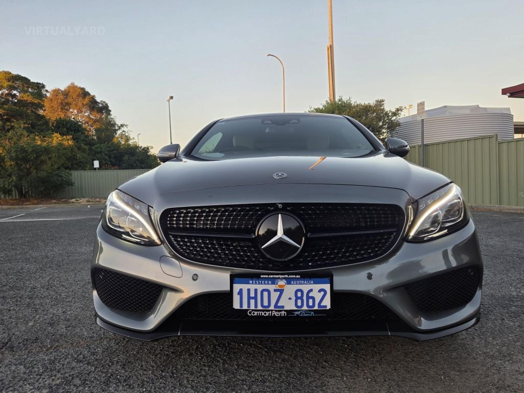 MERCEDES-BENZ C300