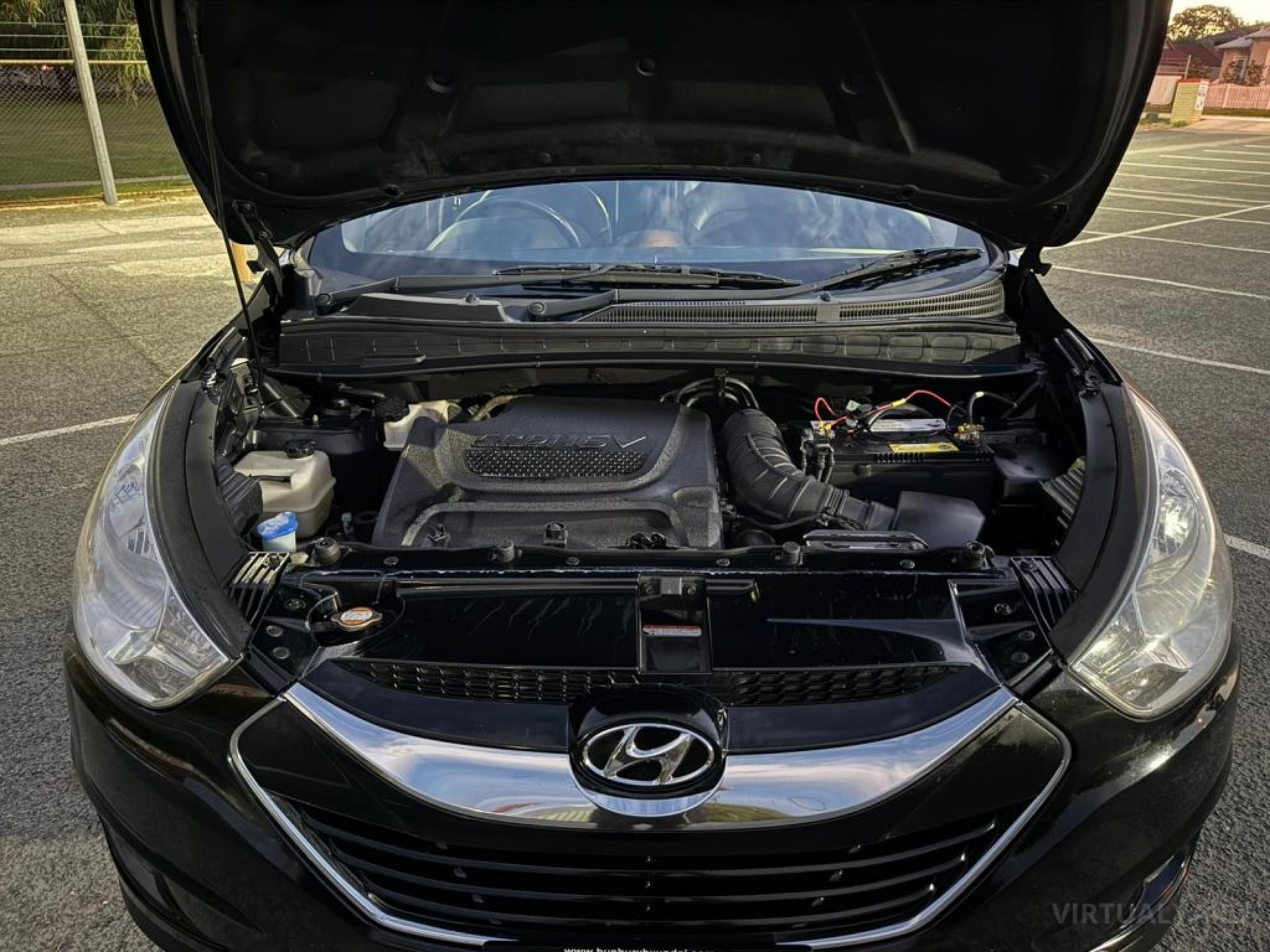 HYUNDAI iX35