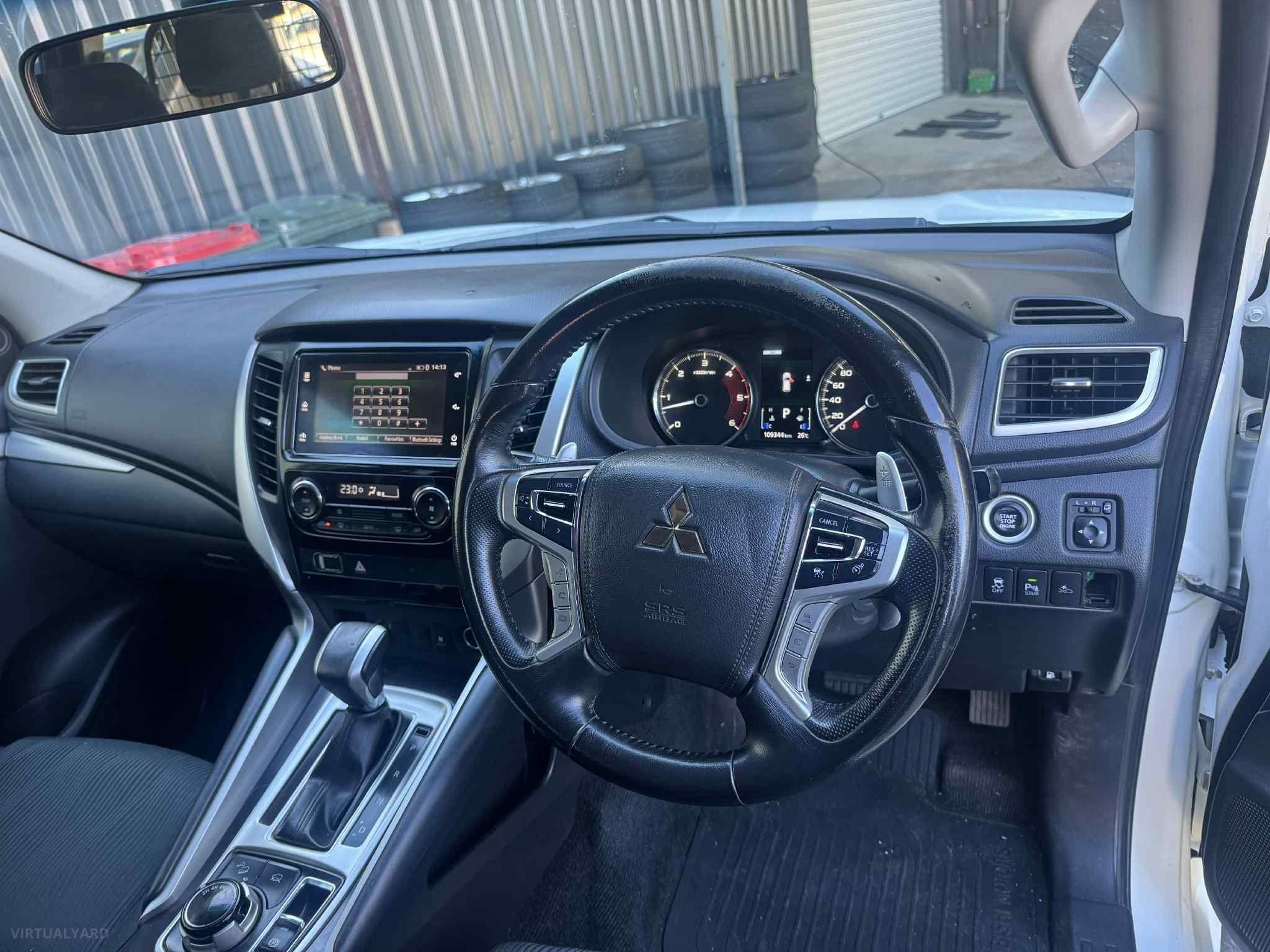 MITSUBISHI PAJERO SPORT