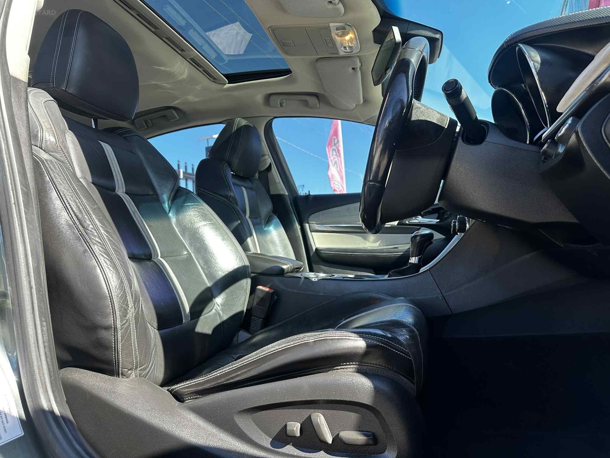 HOLDEN CALAIS