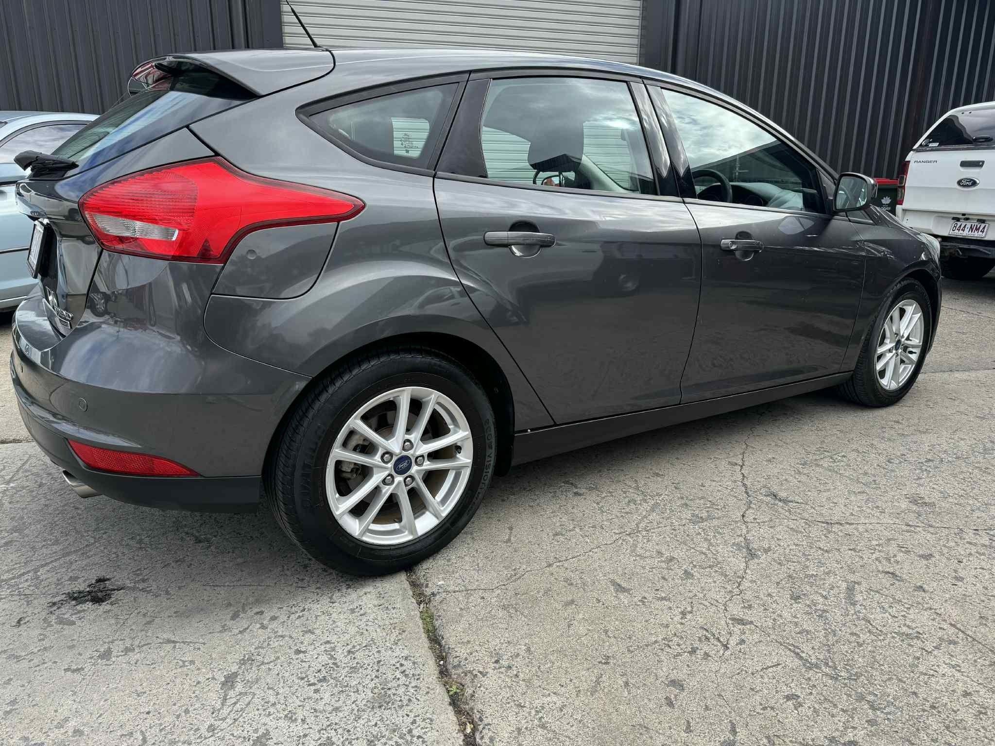 FORD FOCUS