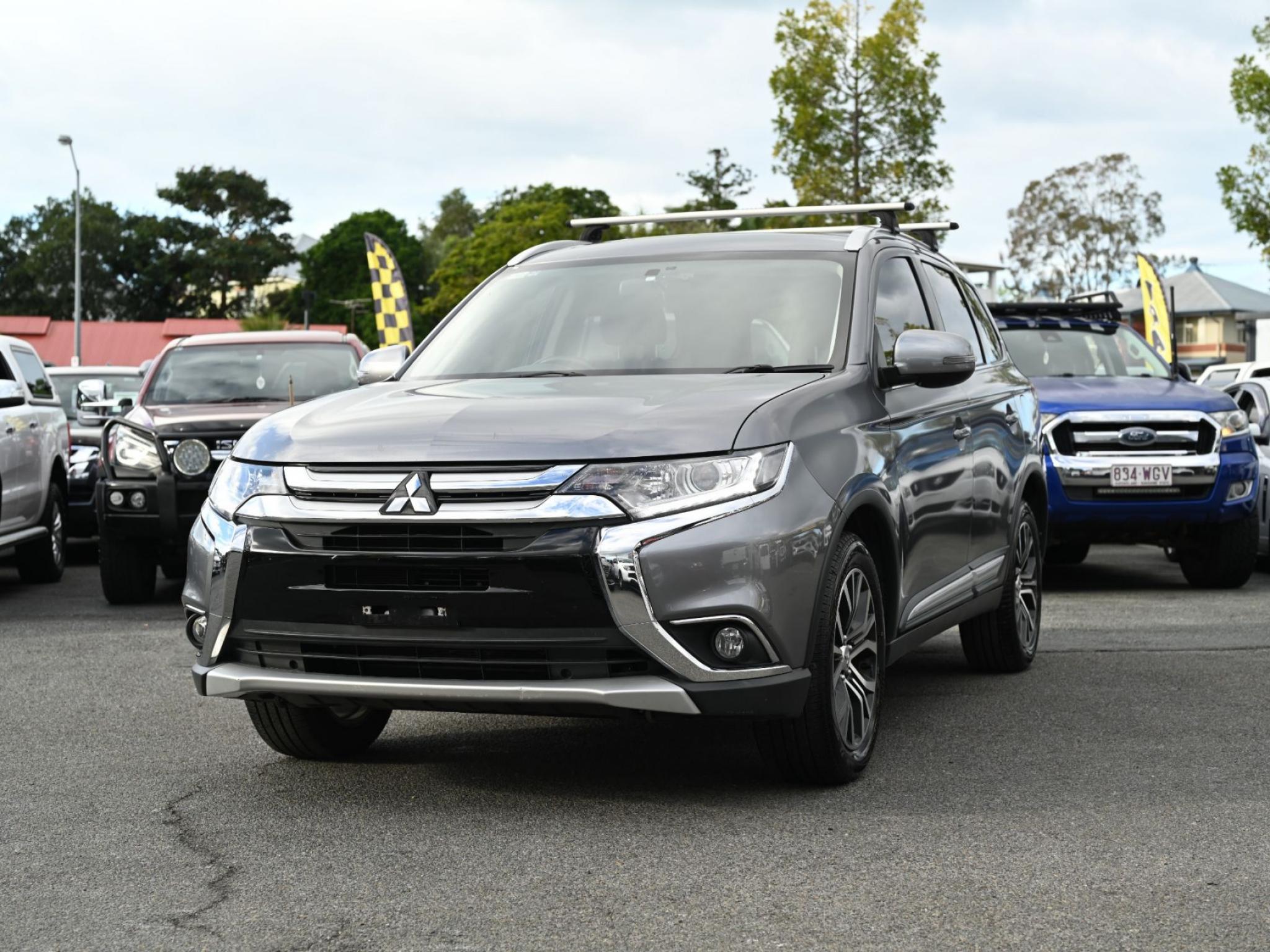 Mitusbishi Outlander