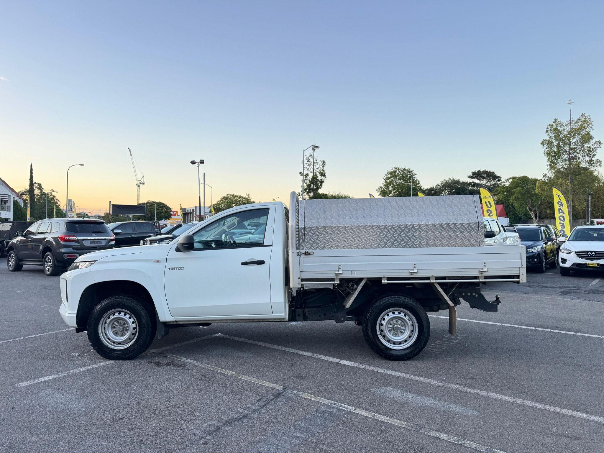 Mitsubishi Triton