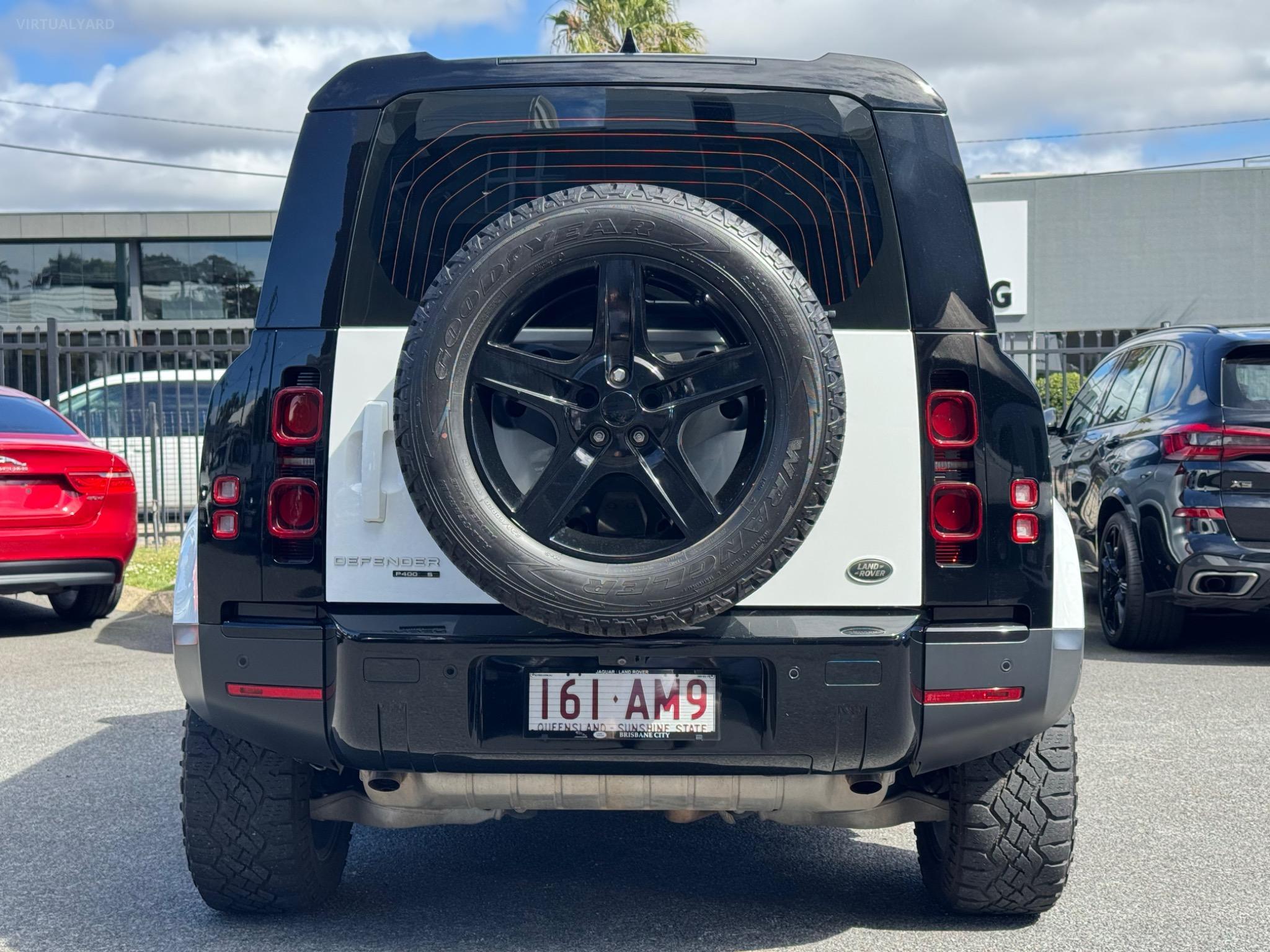 Land Rover Defender