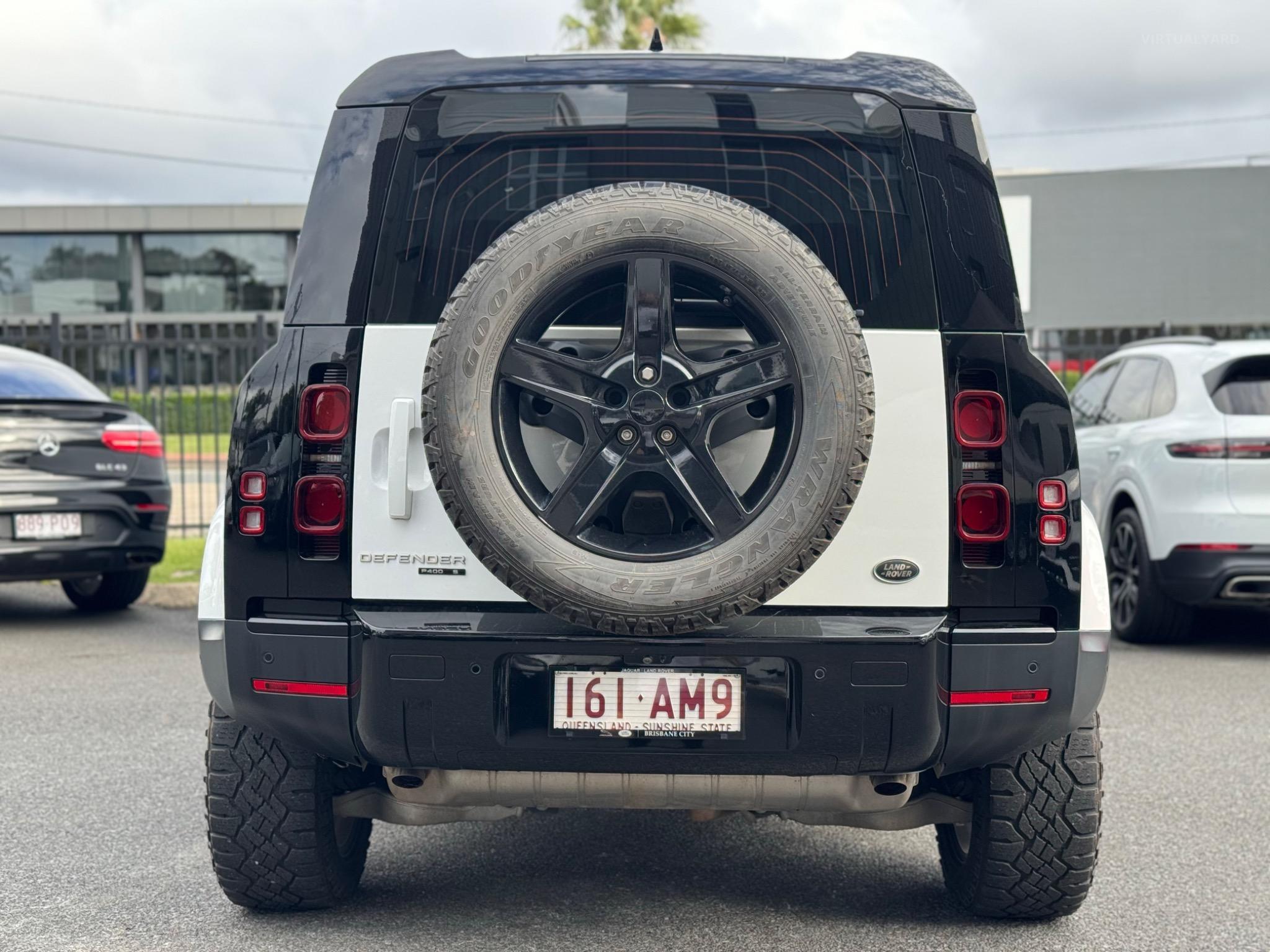 Land Rover Defender