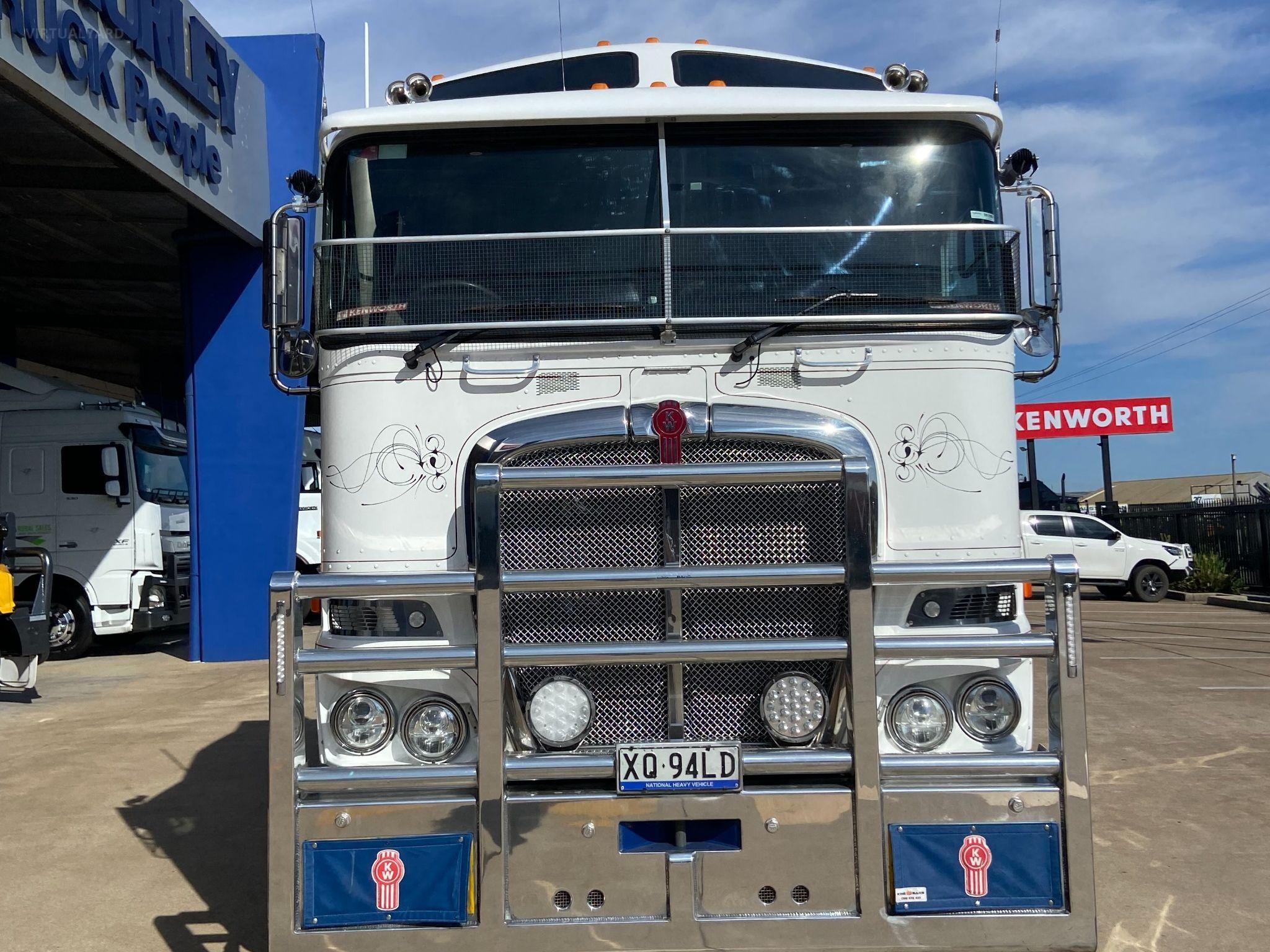 Kenworth K200 BIG CAB