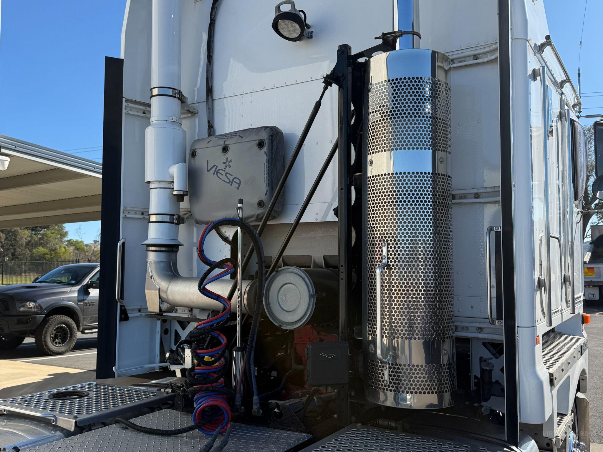 Kenworth K200