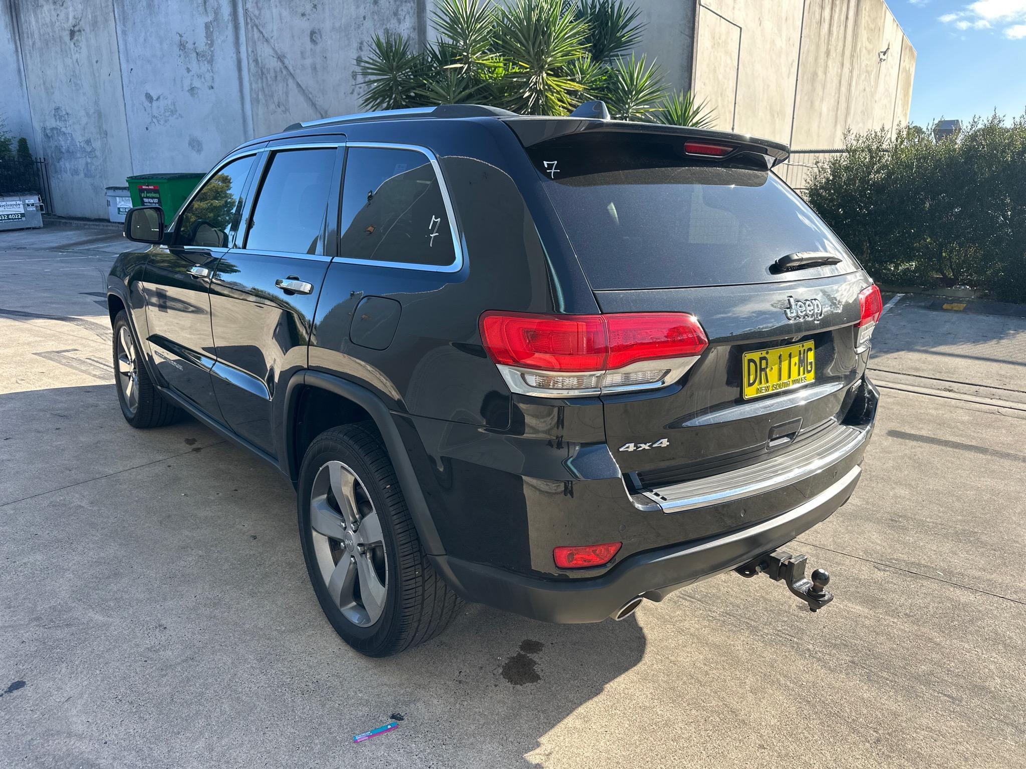 JEEP GRAND CHEROKEE WK LIMITED WAGON 5DR SPTS AUTO 8SP 4X4 3.6I [MY15] image 16