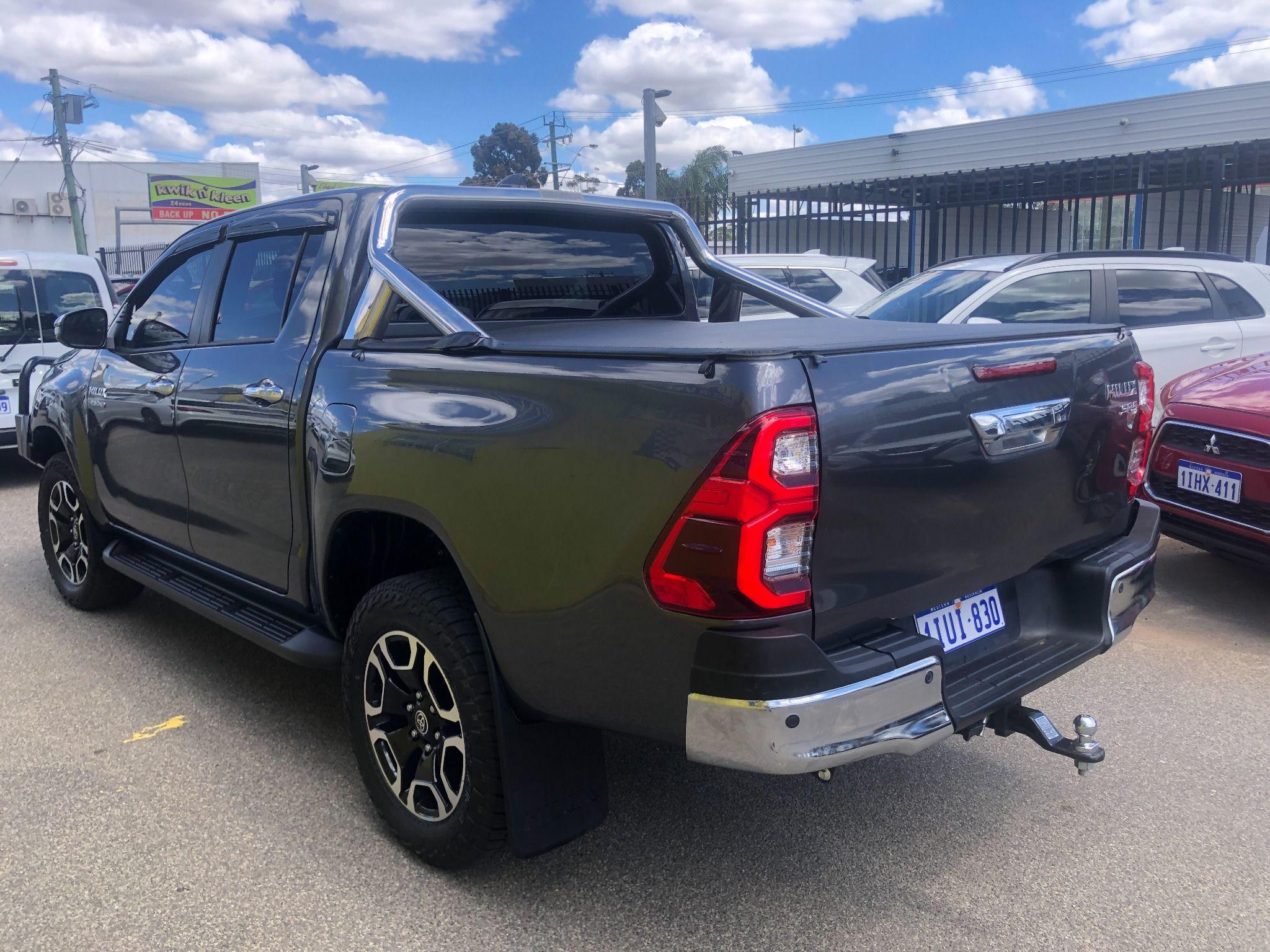 Toyota Hilux