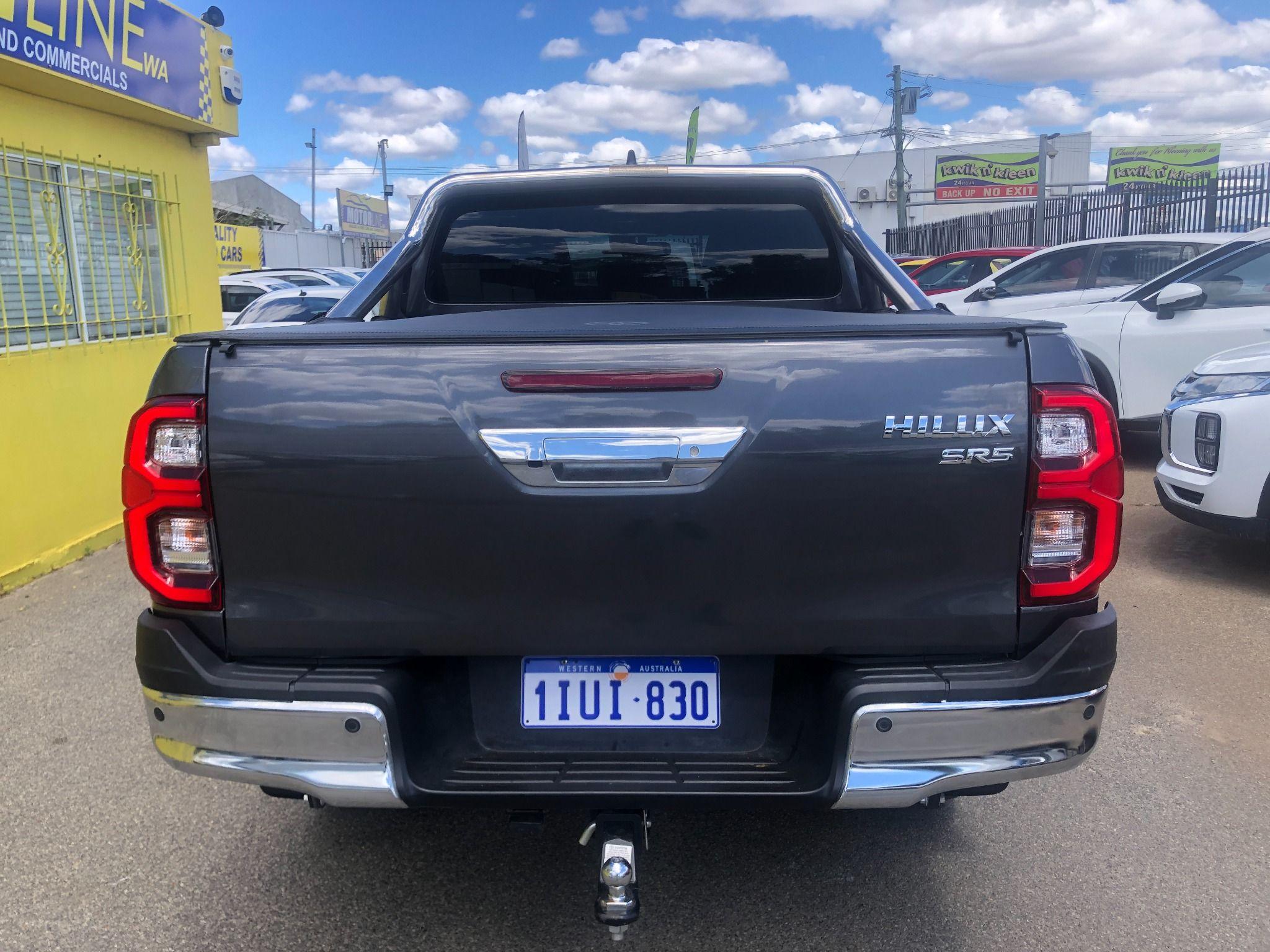 Toyota Hilux