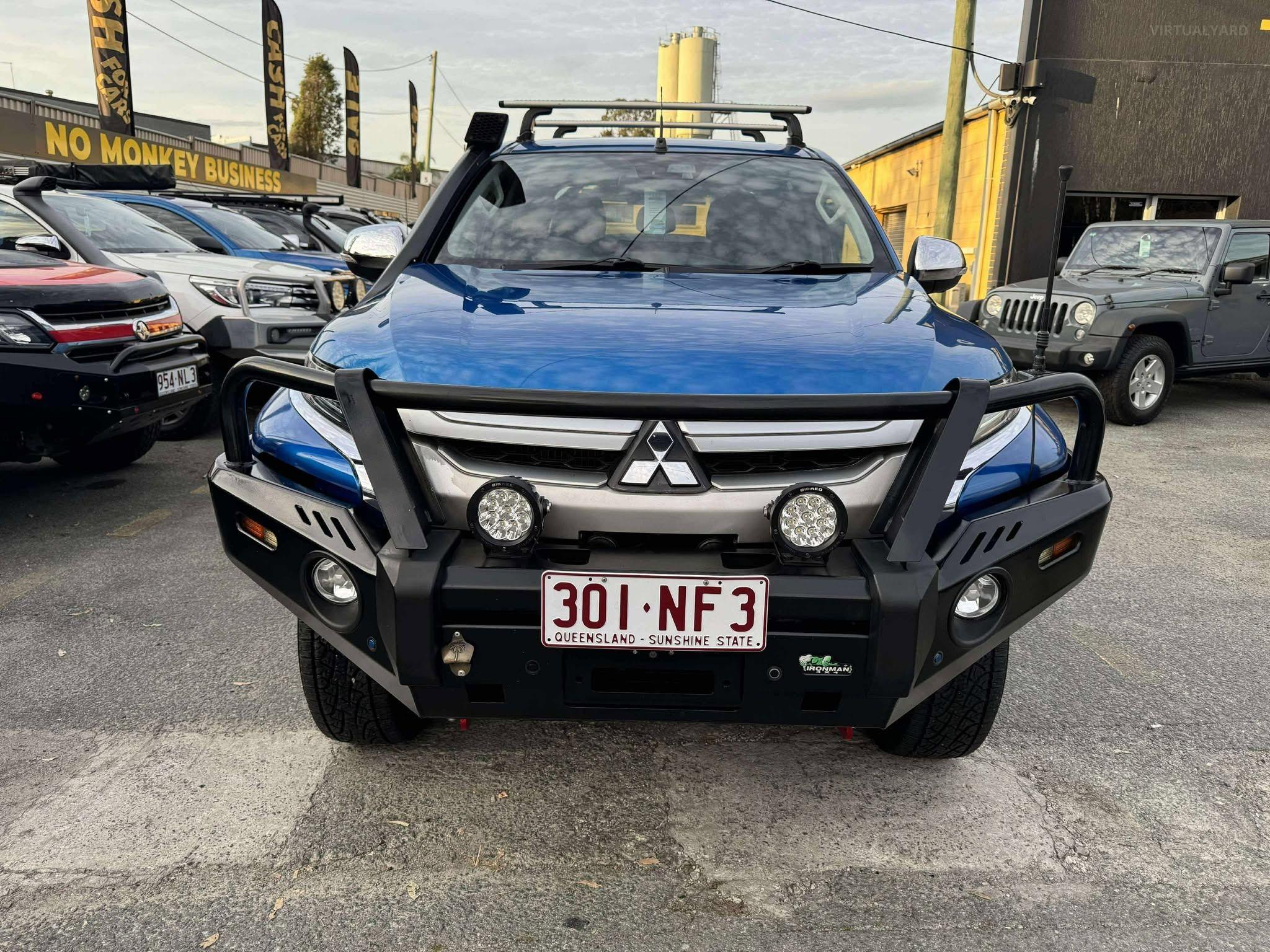 MITSUBISHI TRITON
