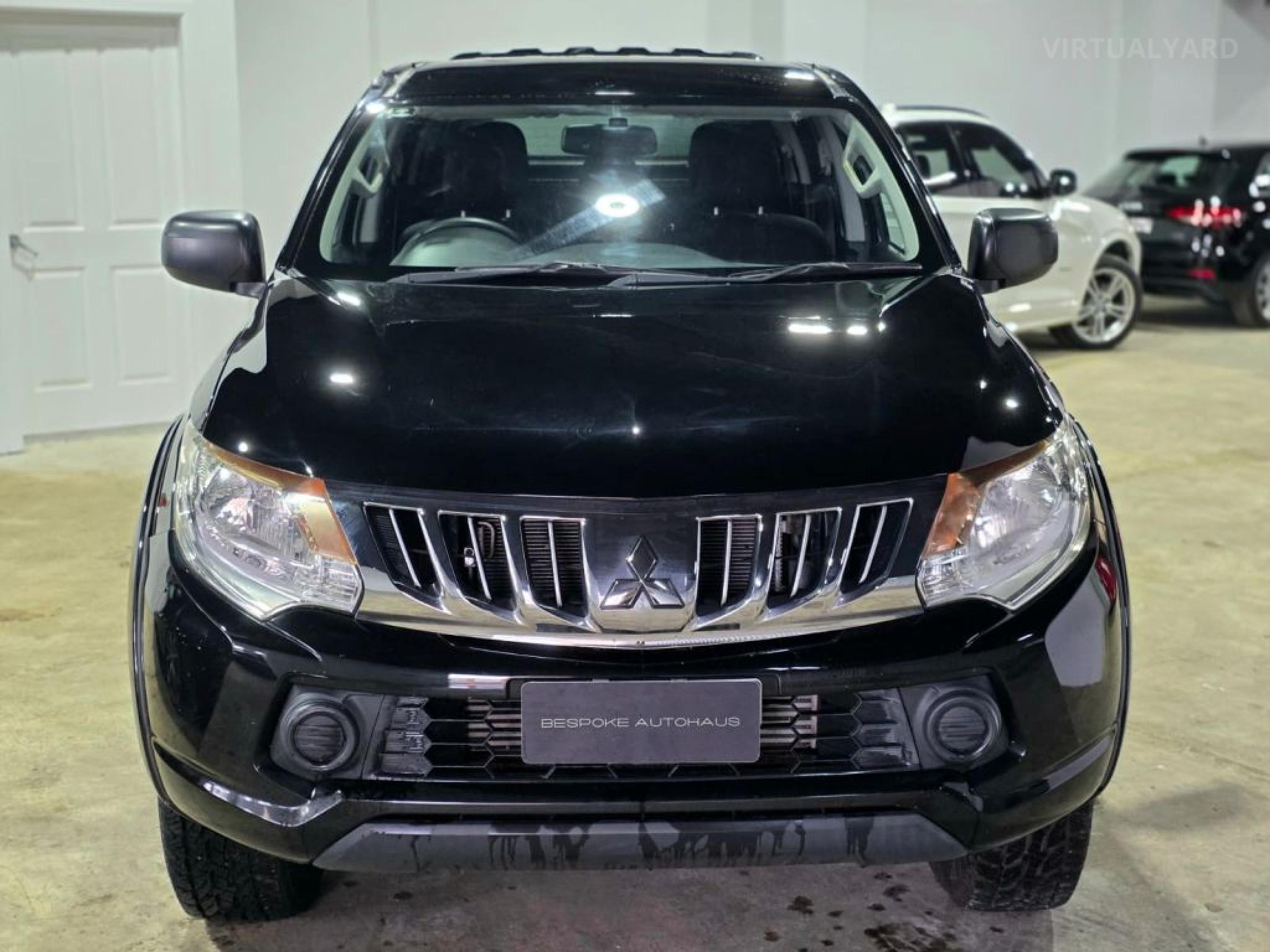 MITSUBISHI TRITON