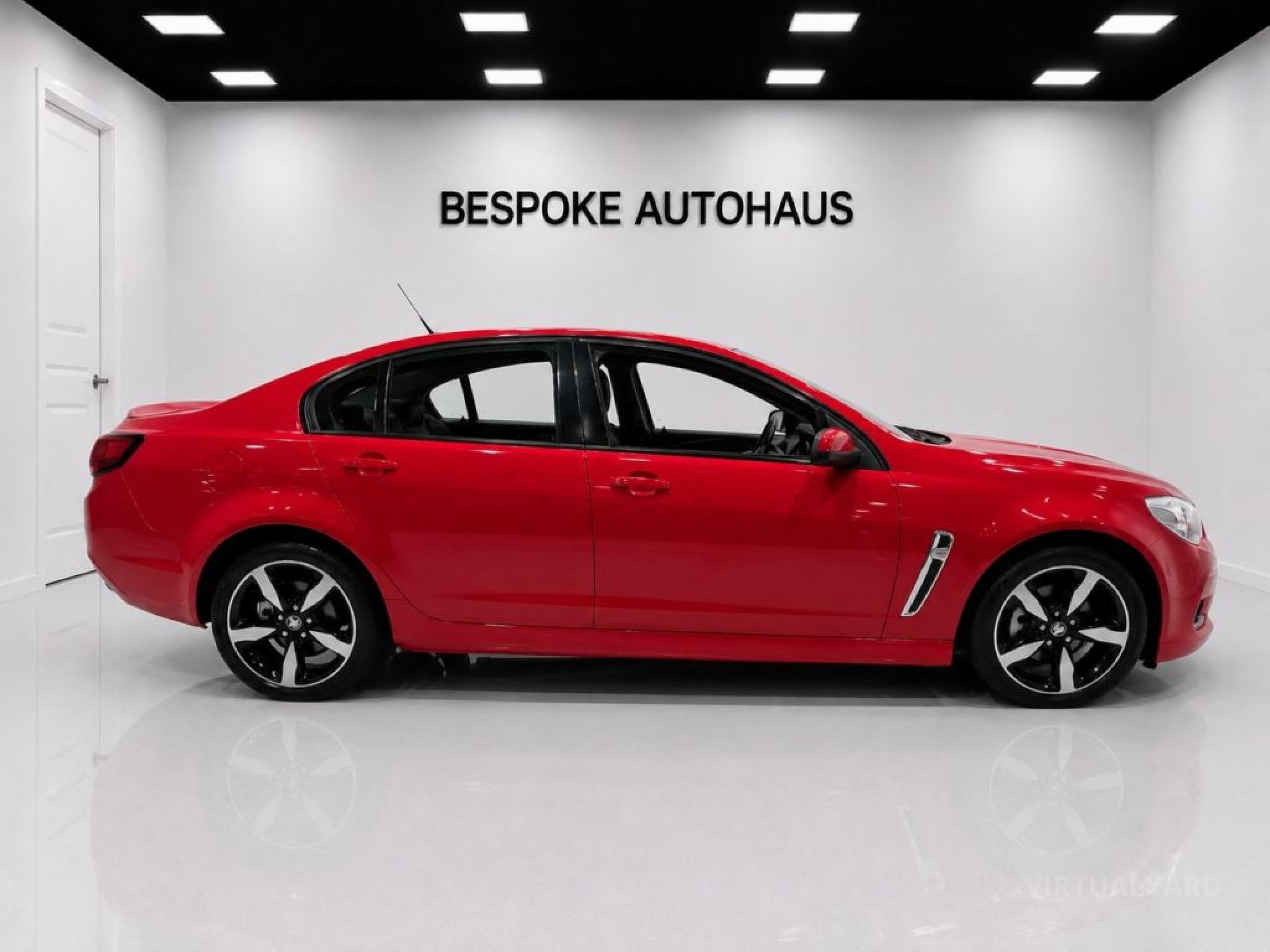 HOLDEN COMMODORE