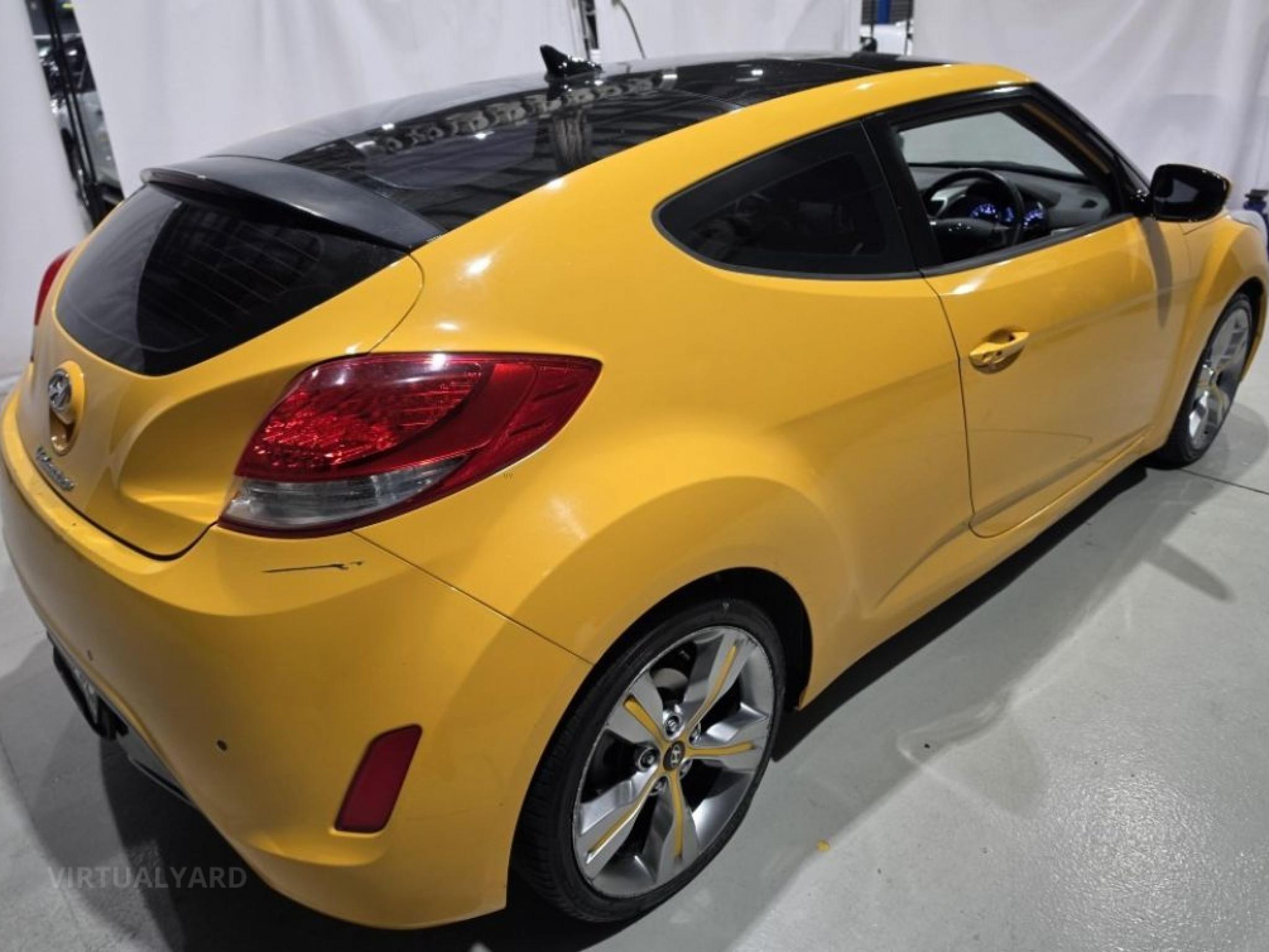 HYUNDAI VELOSTER