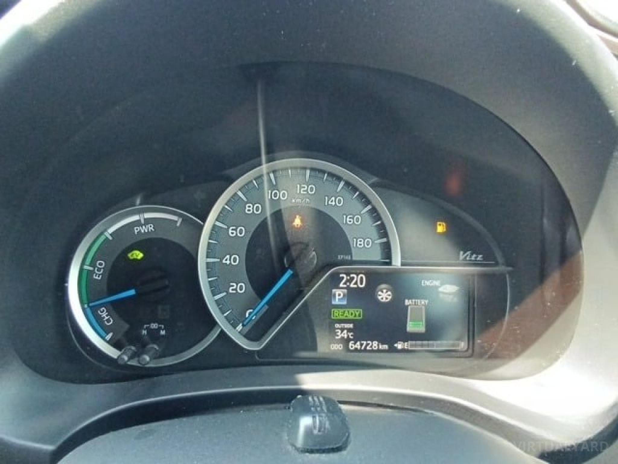 TOYOTA VITZ