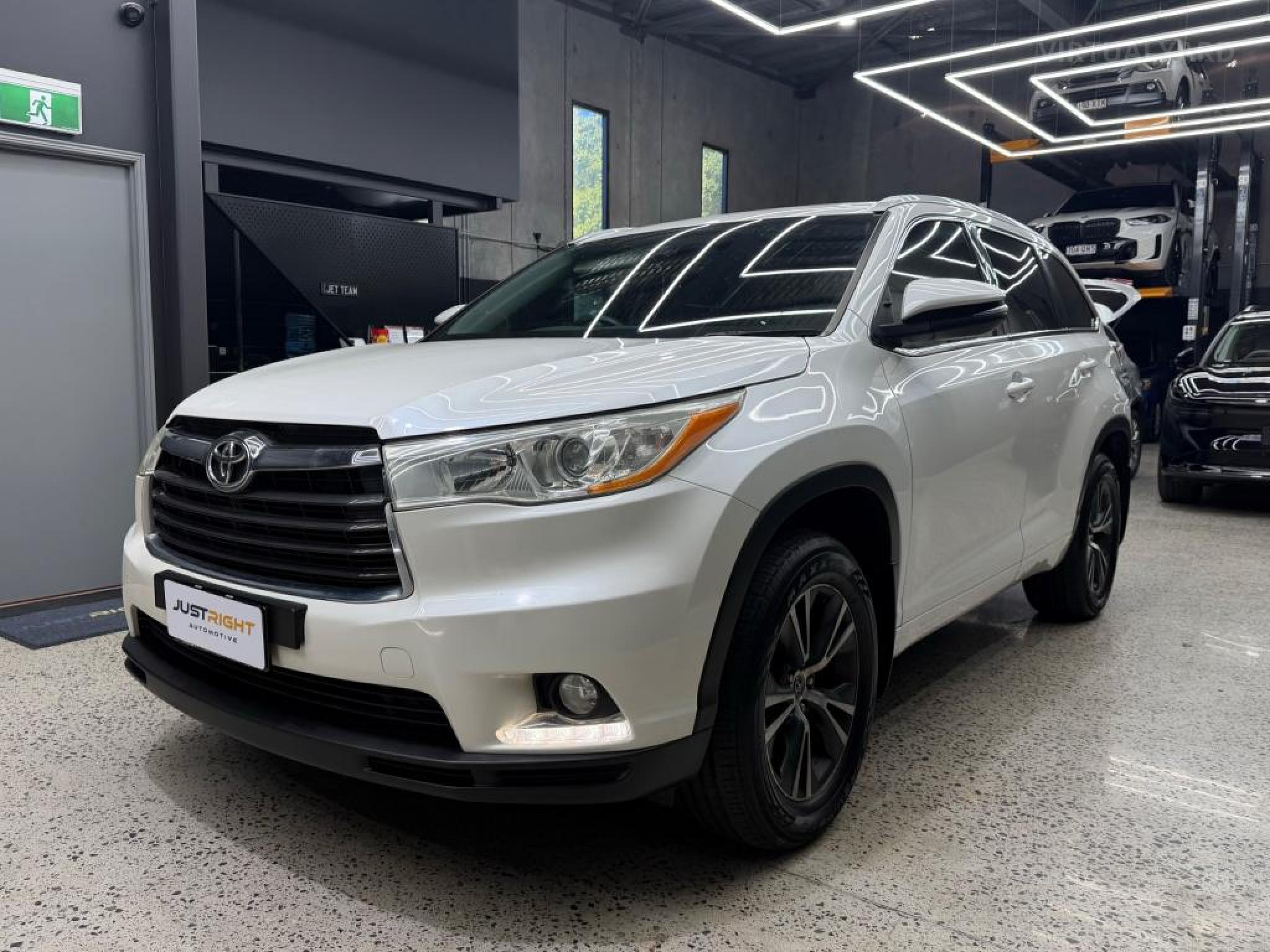 TOYOTA KLUGER