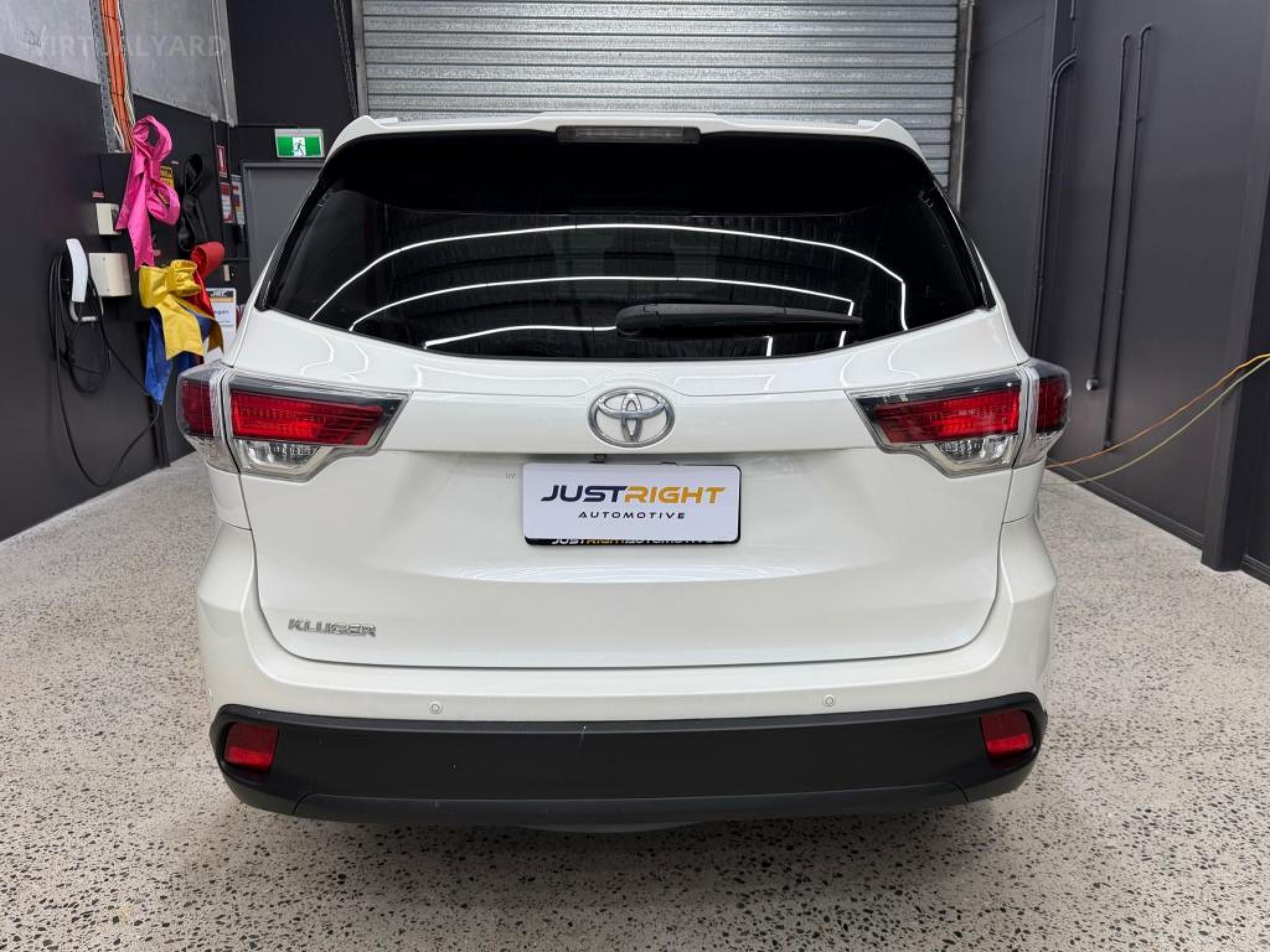 TOYOTA KLUGER