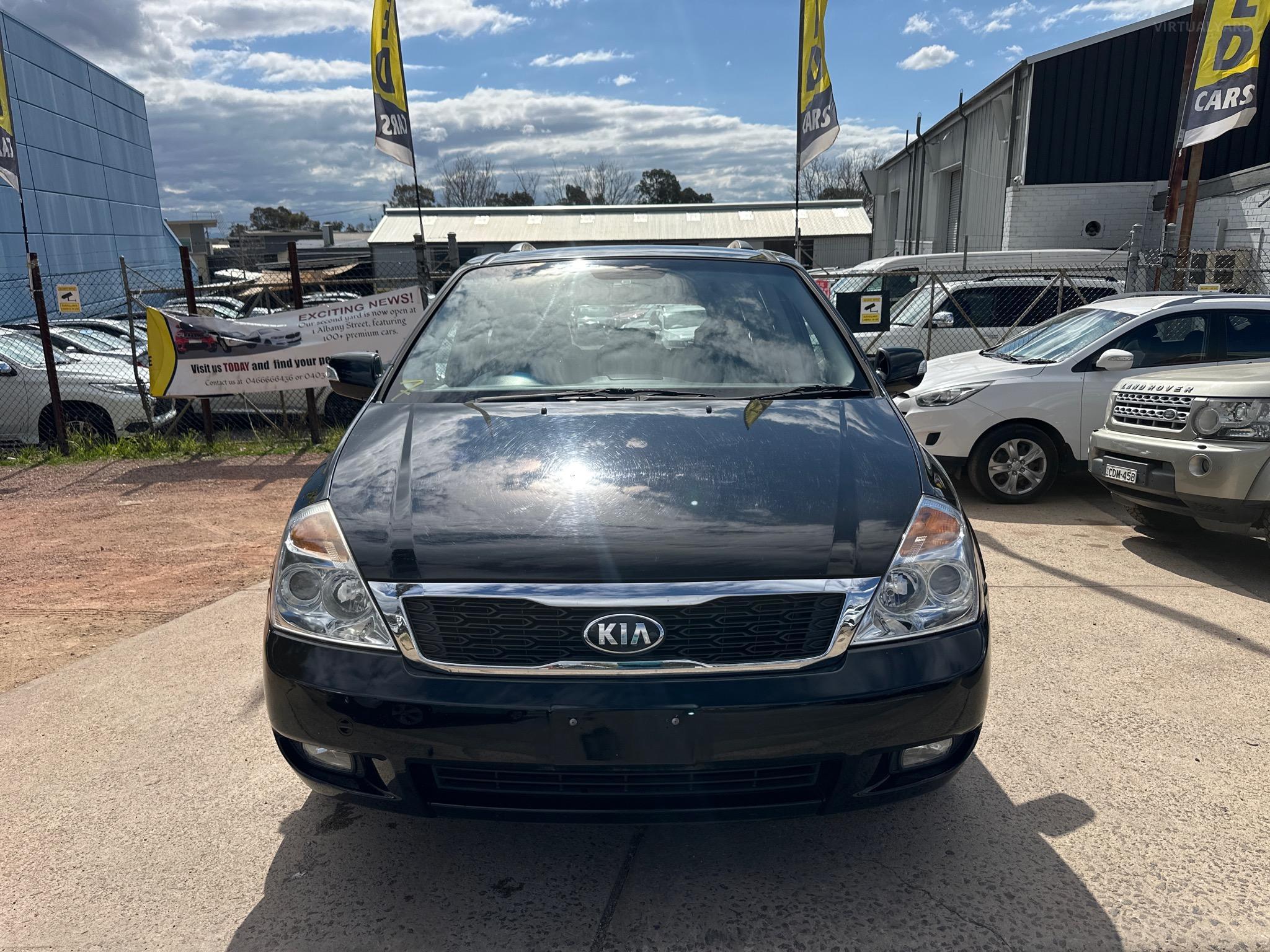 KIA GRAND CARNIVAL