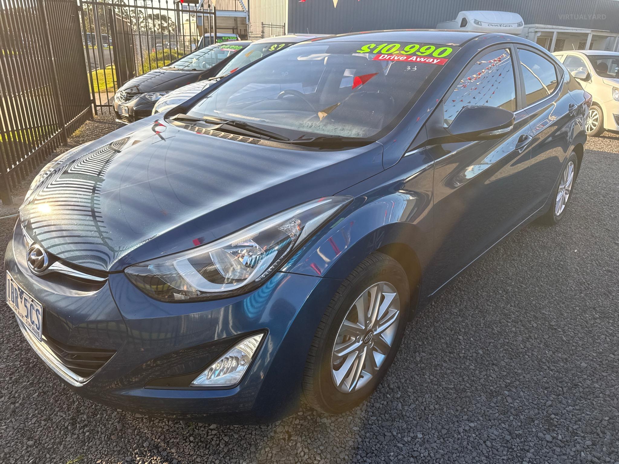 HYUNDAI ELANTRA