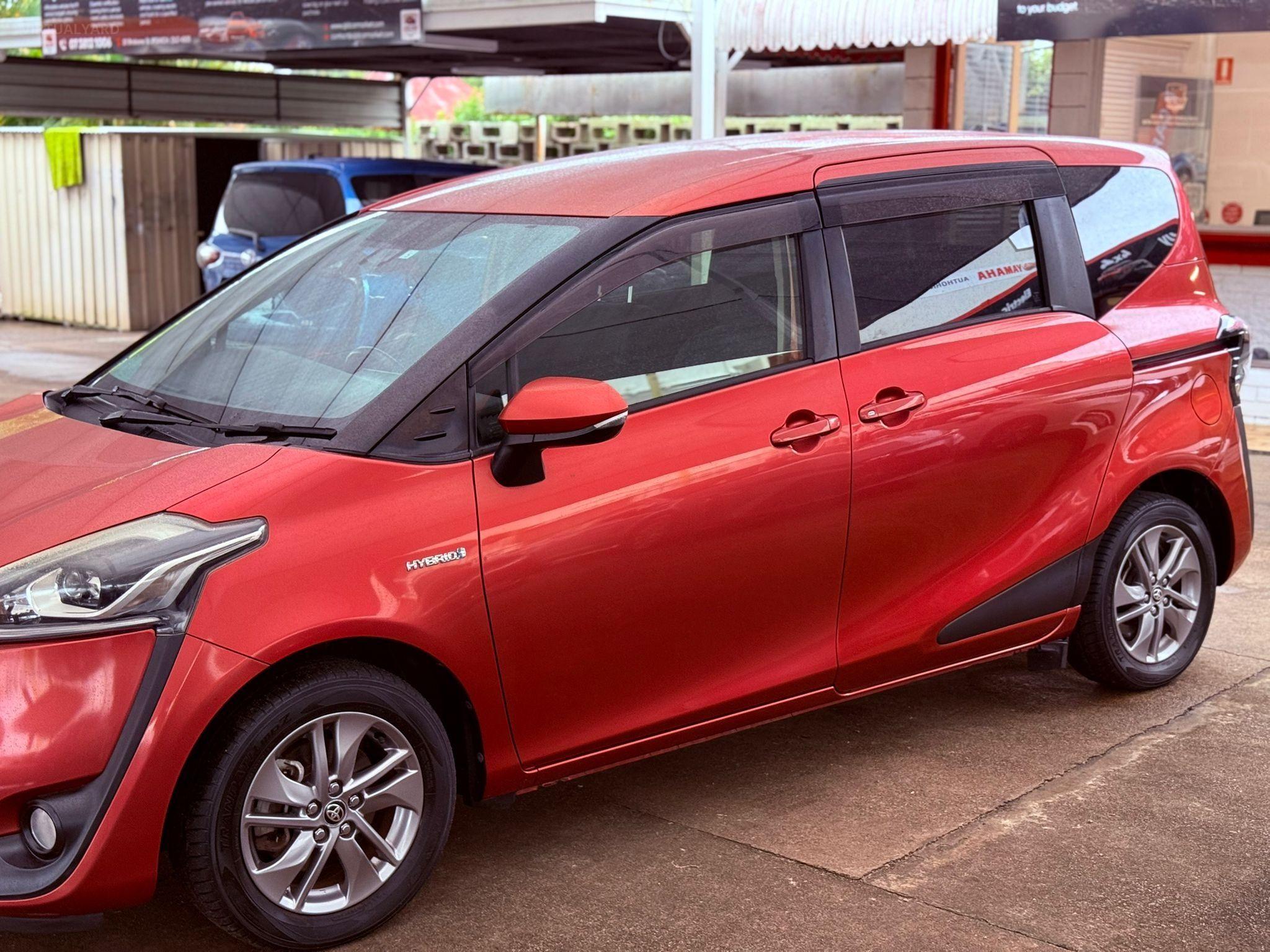 TOYOTA SIENTA