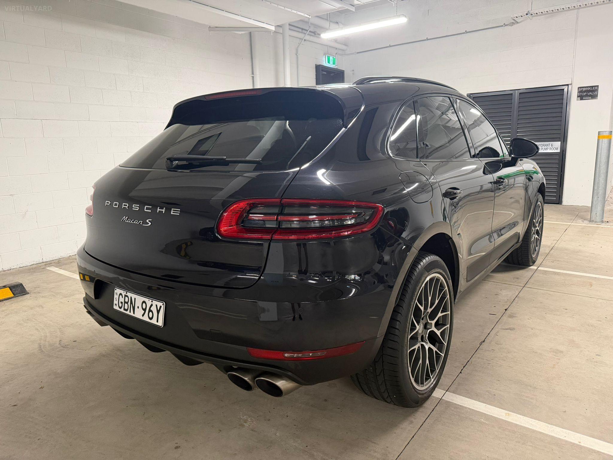 Porsche Macan