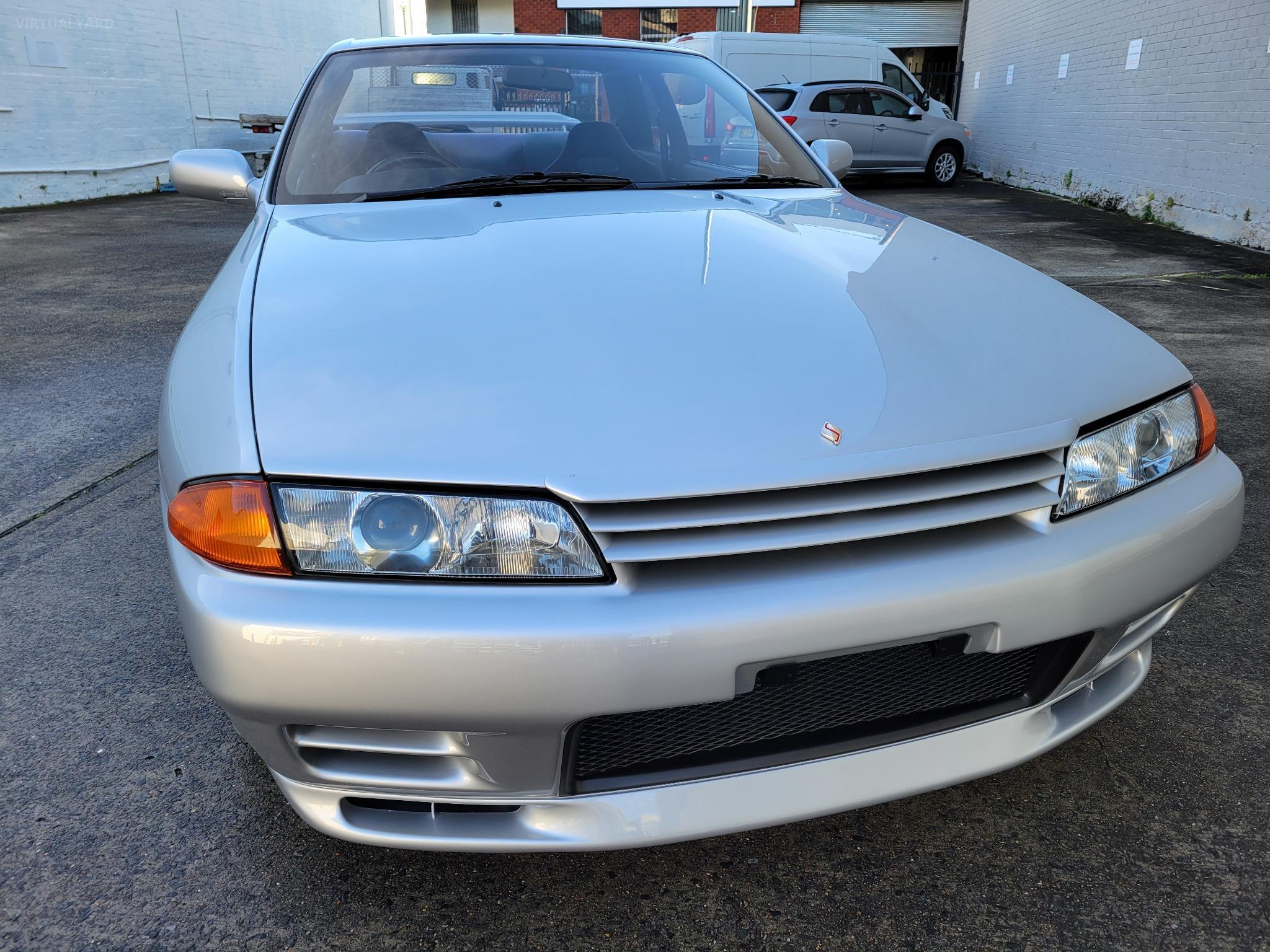 NISSAN SKYLINE