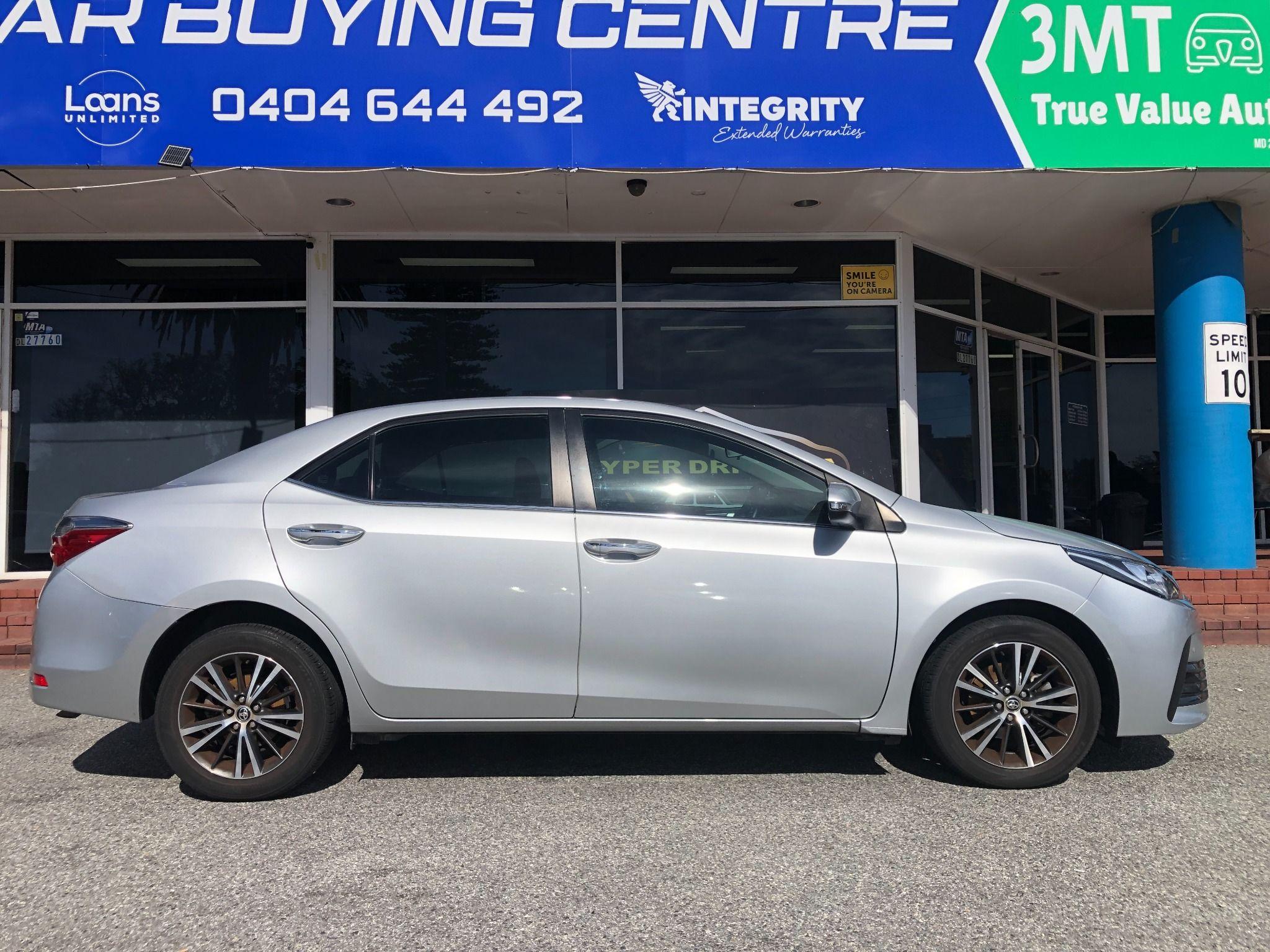 TOYOTA COROLLA